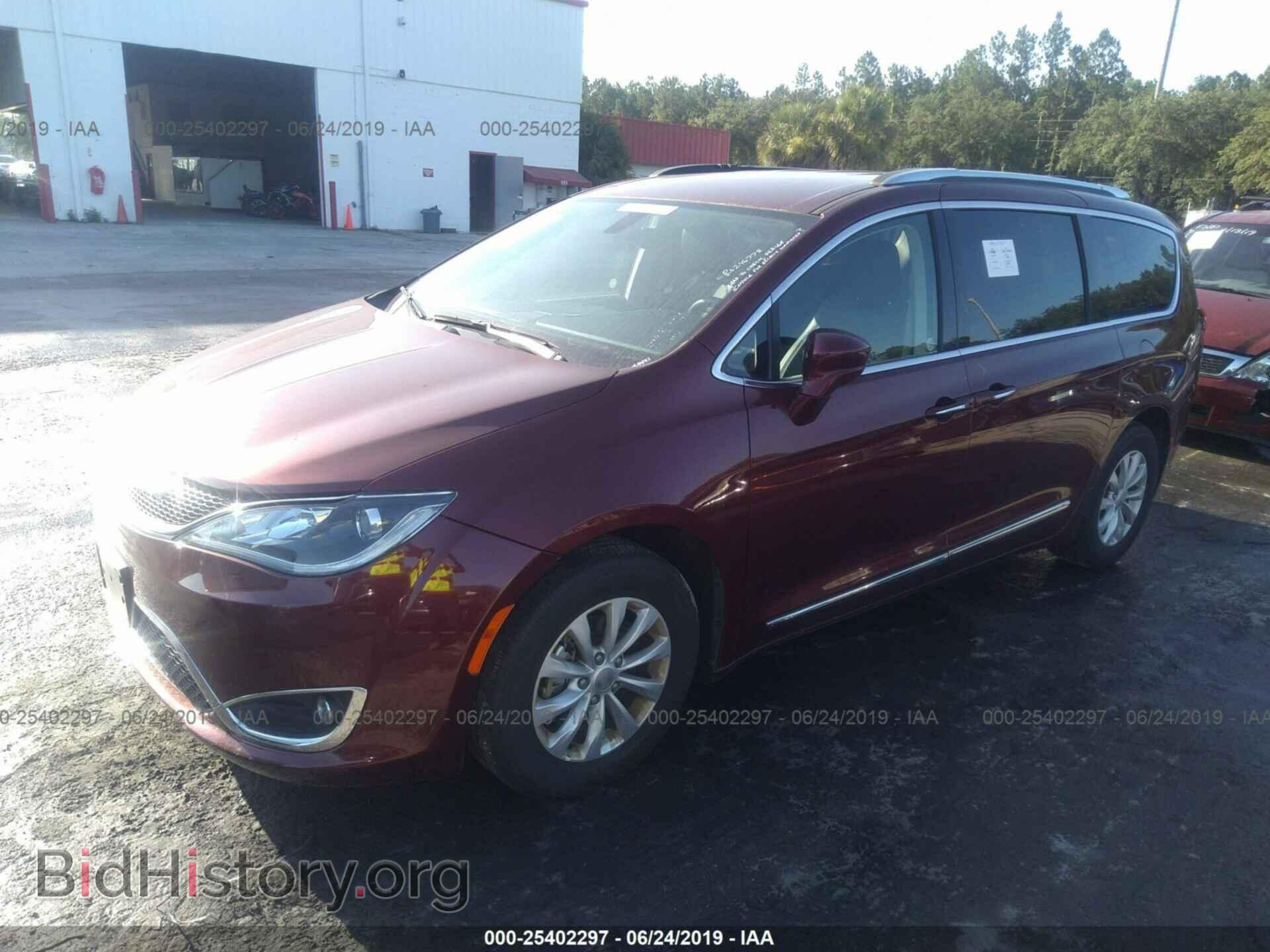 2018 CHRYSLER PACIFICA - VIN: 2C4RC1BG3JR269616 - Фото 2