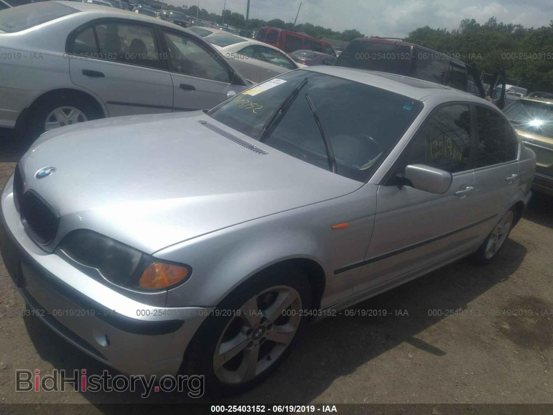 2005 BMW 330 - VIN: WBAEW53455PN37751 - Фото 2