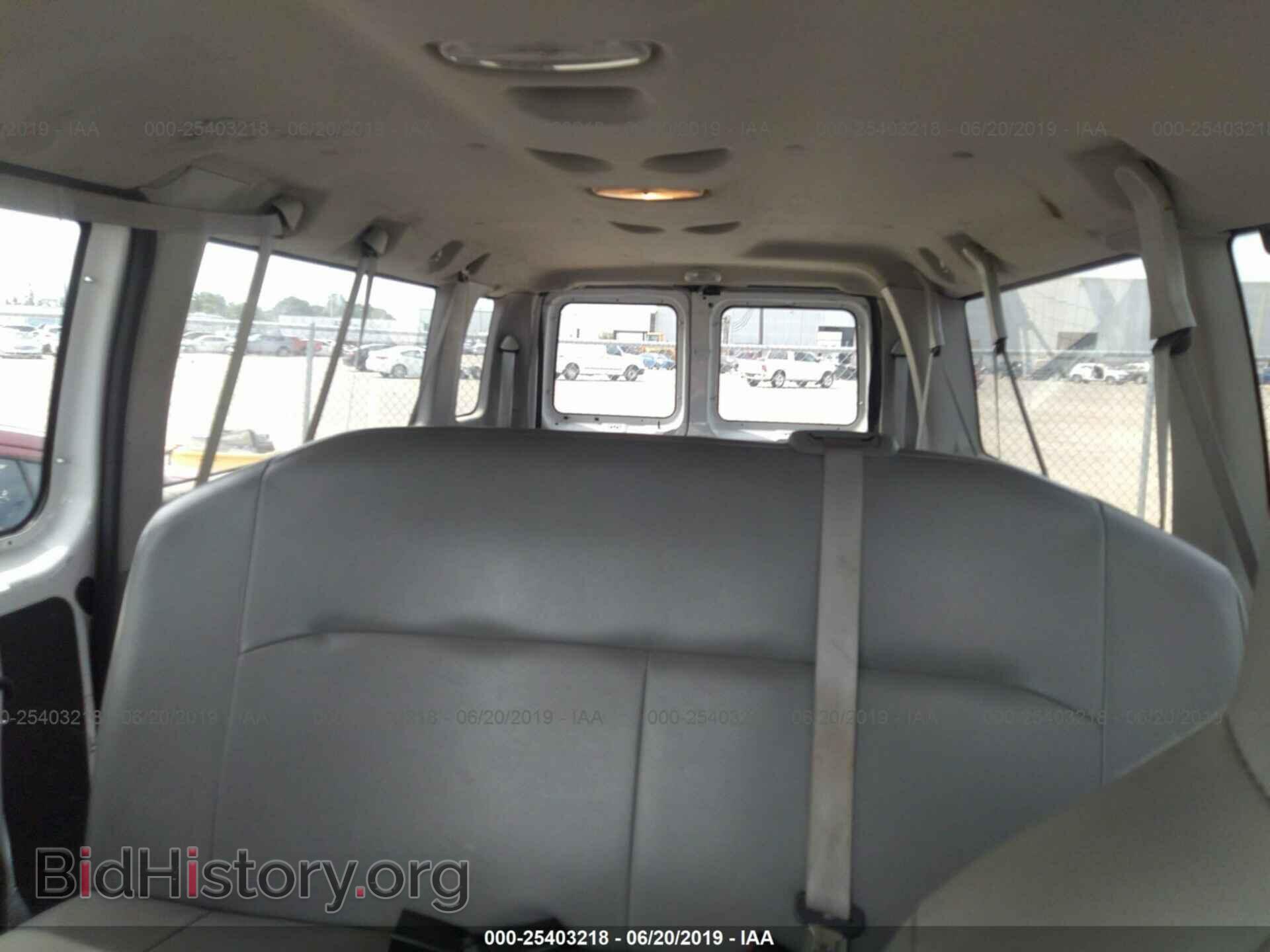 2010 FORD ECONOLINE - VIN: 1FBSS3BL1ADA69466 - Фото 8