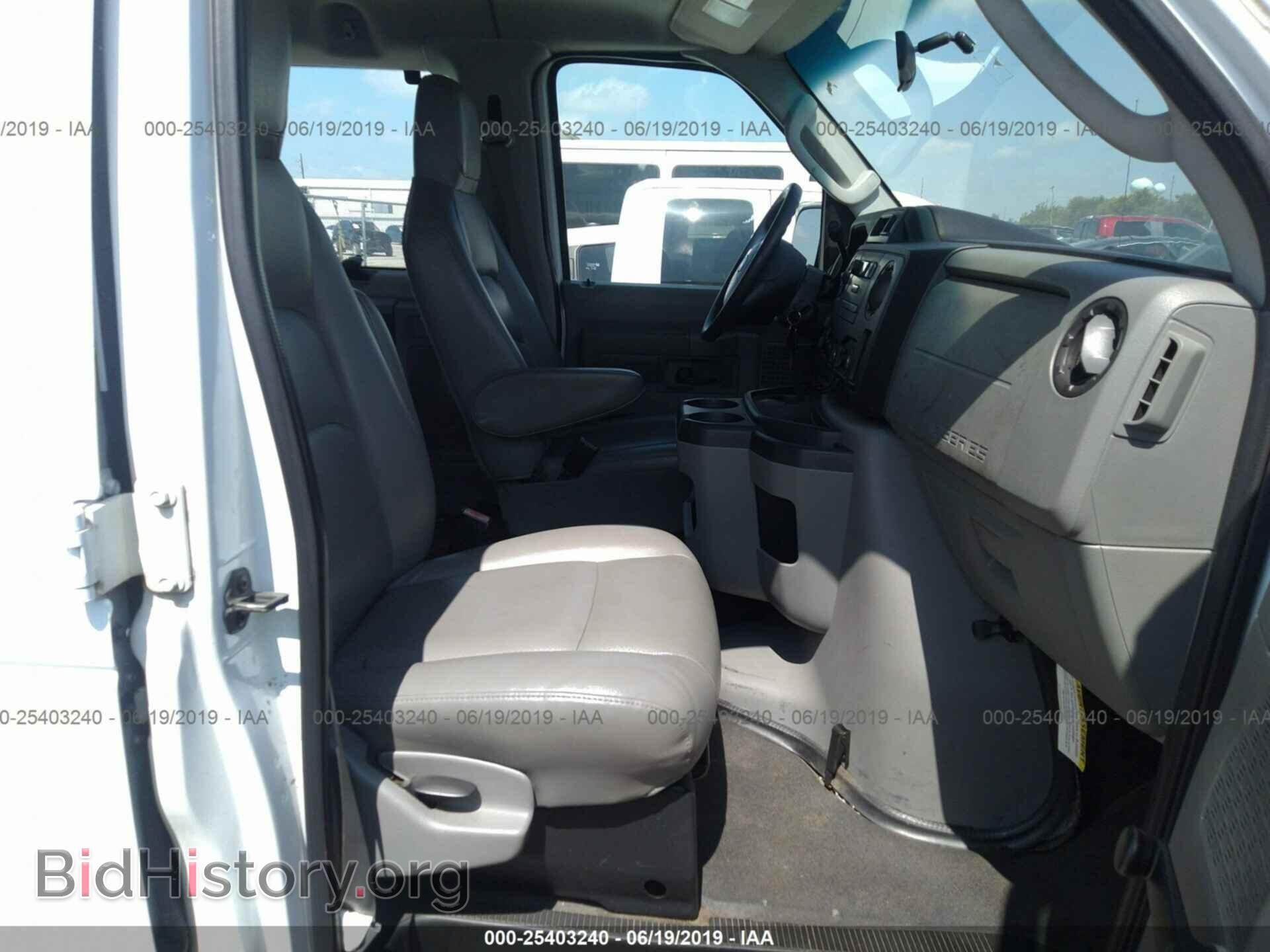 2009 FORD ECONOLINE - VIN: 1FBSS31L69DA01824 - Фото 5