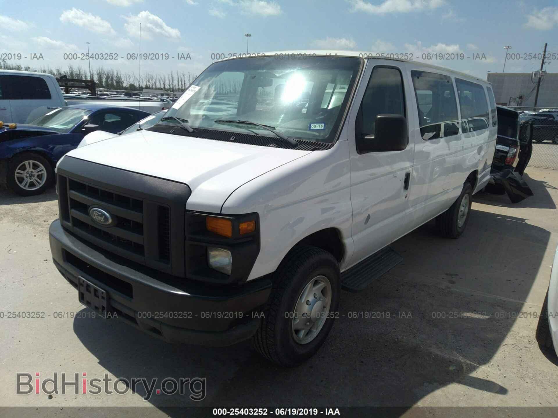 2009 FORD ECONOLINE - VIN: 1FBSS31L09DA06811 - Фото 2