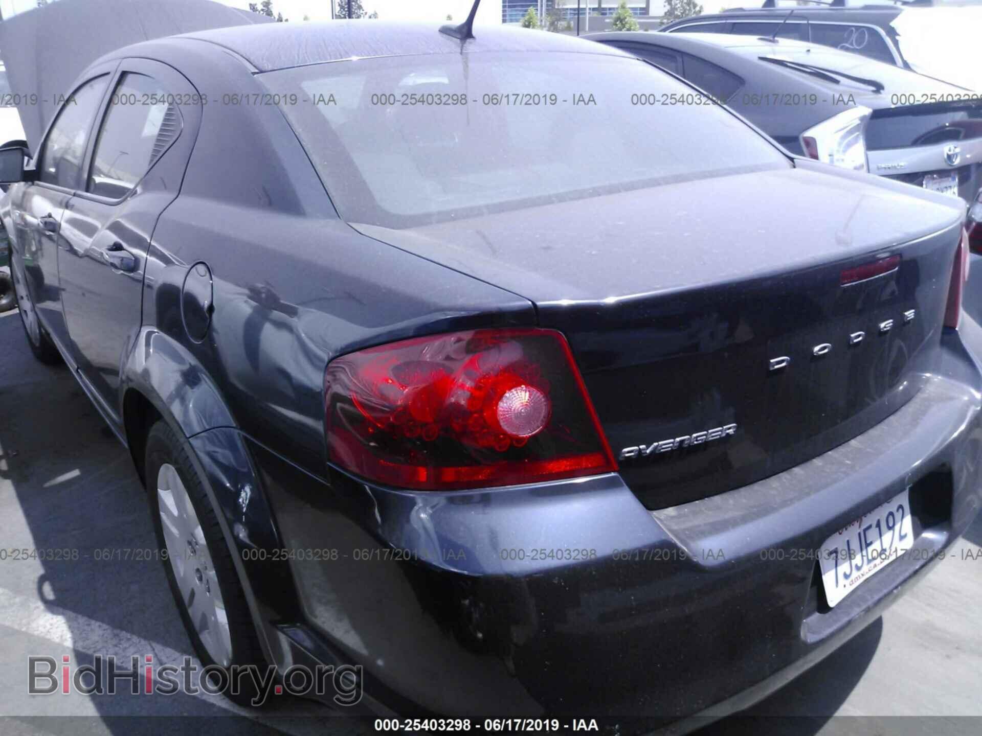 2011 DODGE AVENGER - VIN: 1B3BD4FB4BN548572 - Photo 3