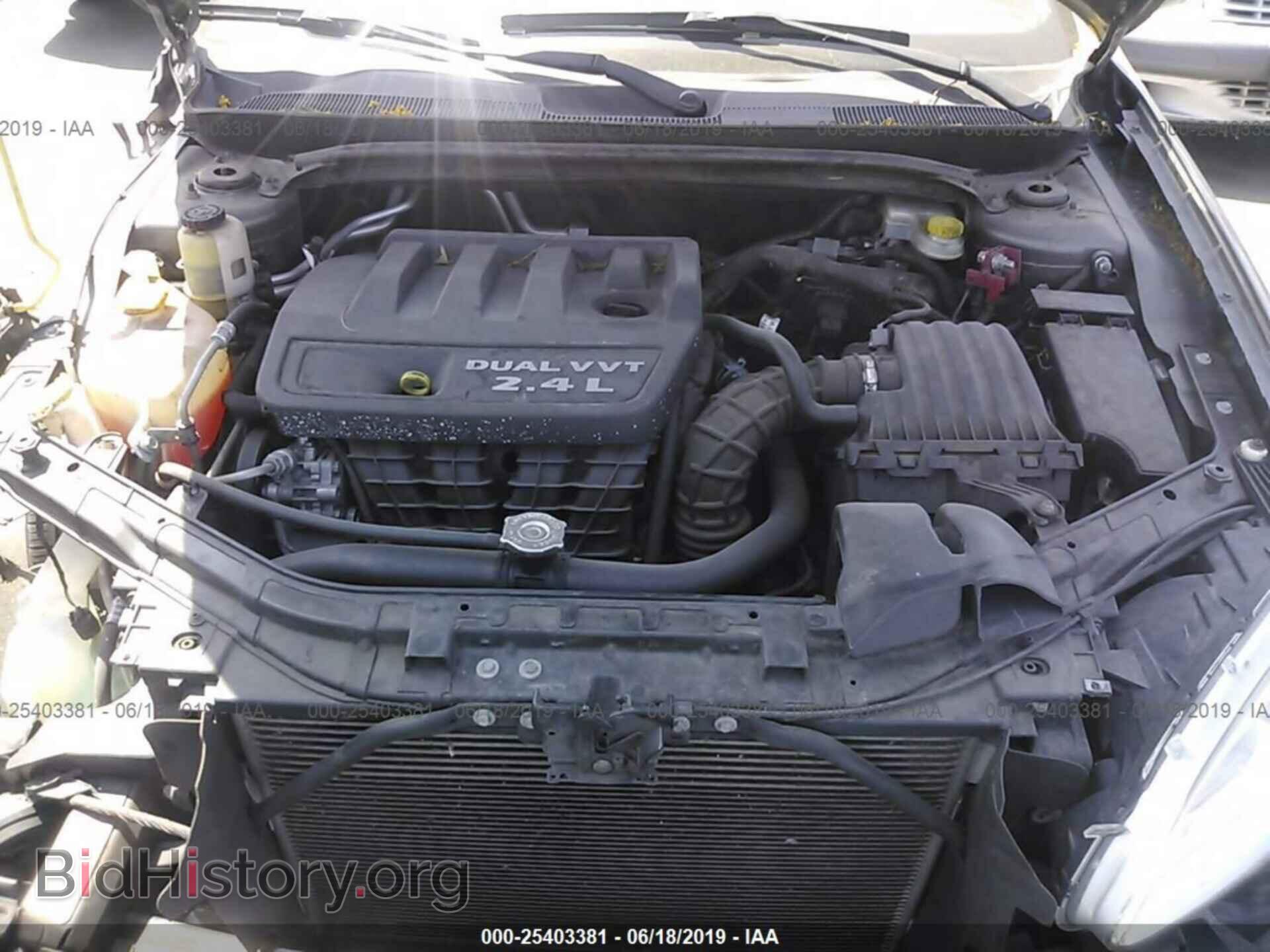 2012 CHRYSLER 200 - VIN: 1C3BCBEB3CN218483 - Фото 10
