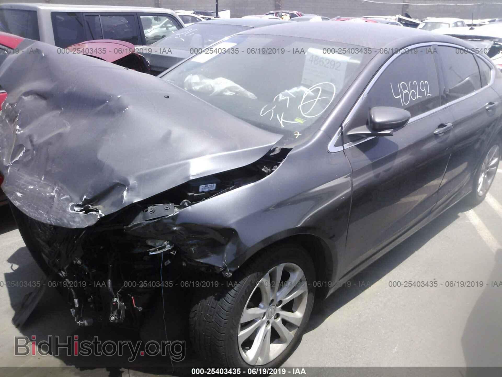 2016 CHRYSLER 200 - VIN: 1C3CCCAB5GN123770 - Photo 2