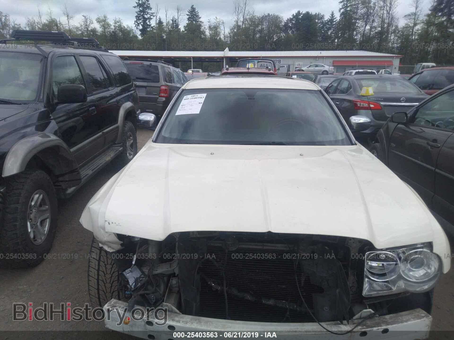 2005 CHRYSLER 300C - VIN: 2C3AA63H65H175673 - Фото 6