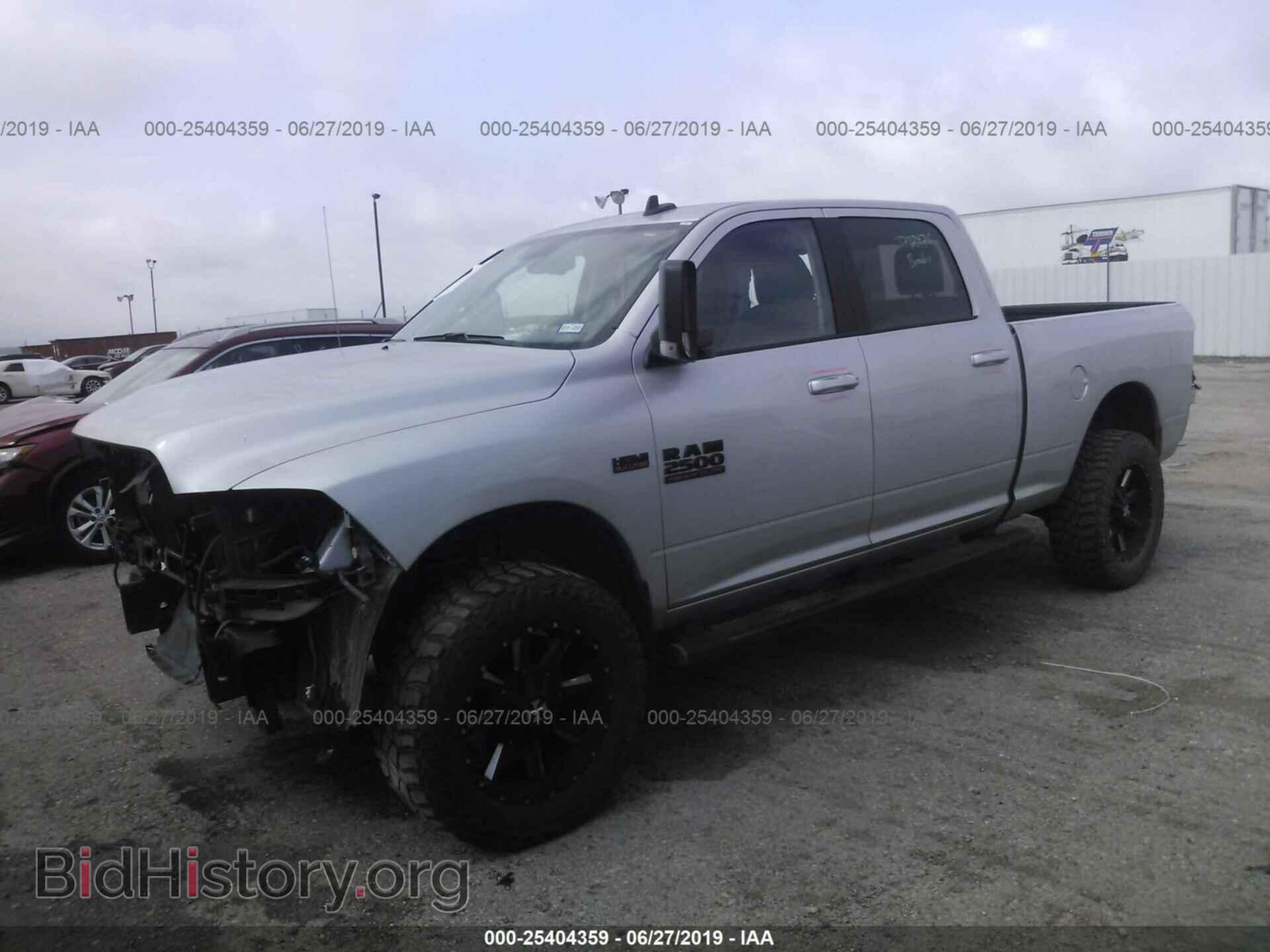 2017 RAM 2500 - VIN: 3C6UR5DJ0HG624872 - Photo 2