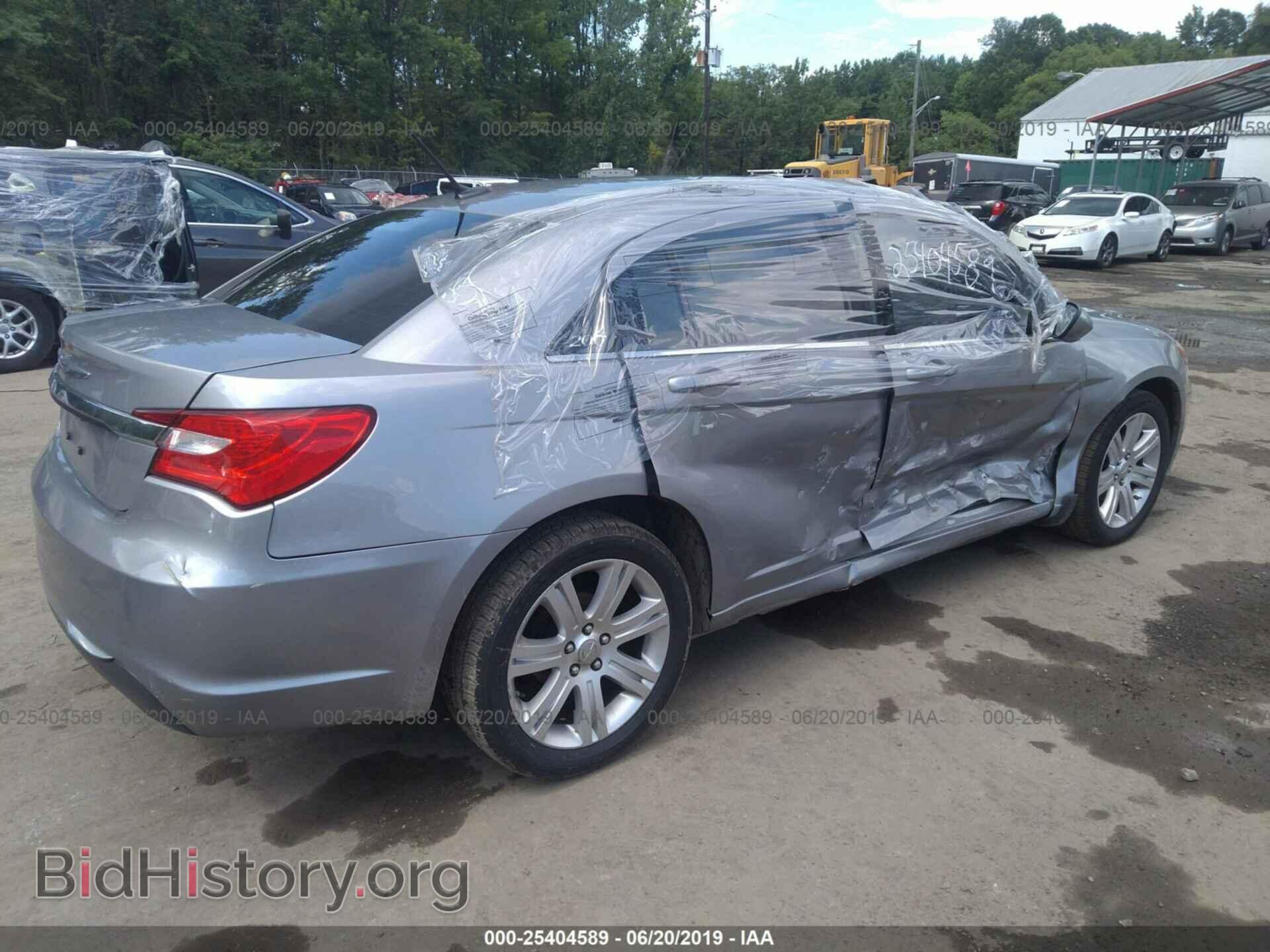 2013 CHRYSLER 200 - VIN: 1C3CCBBB9DN584071 - Photo 4