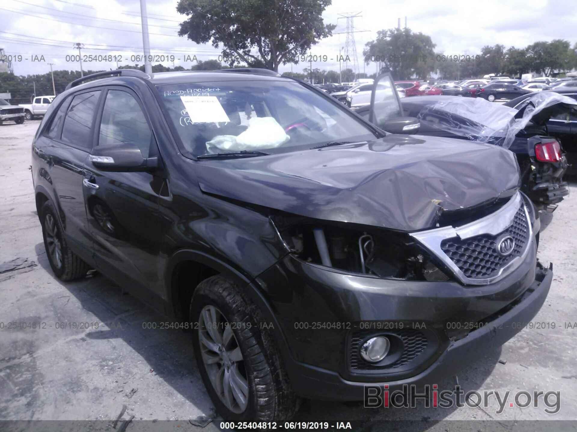 Photo 5XYKU4A13BG149124 - KIA SORENTO 2011