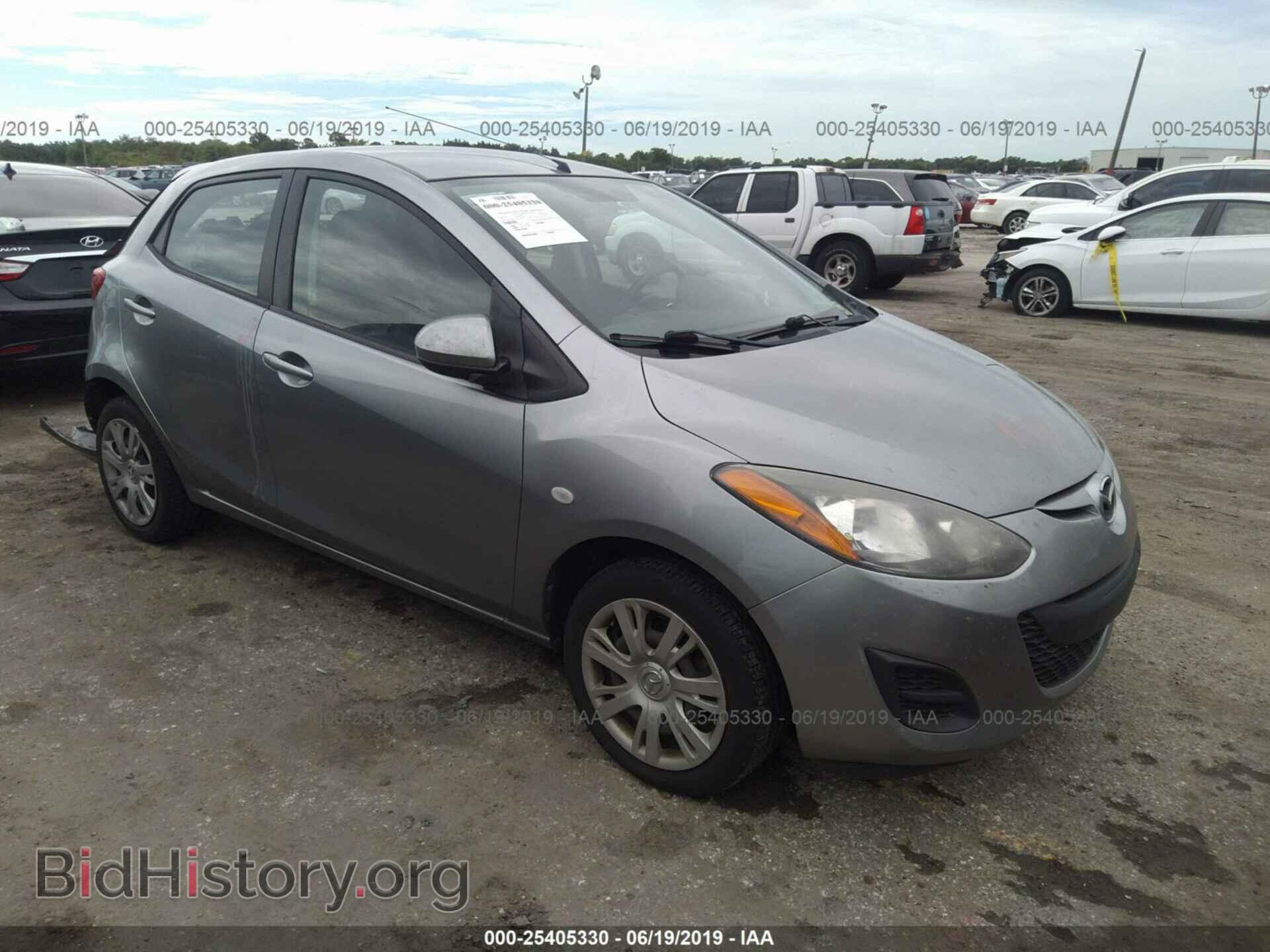 Фотография JM1DE1KY1D0170384 - MAZDA MAZDA2 2013