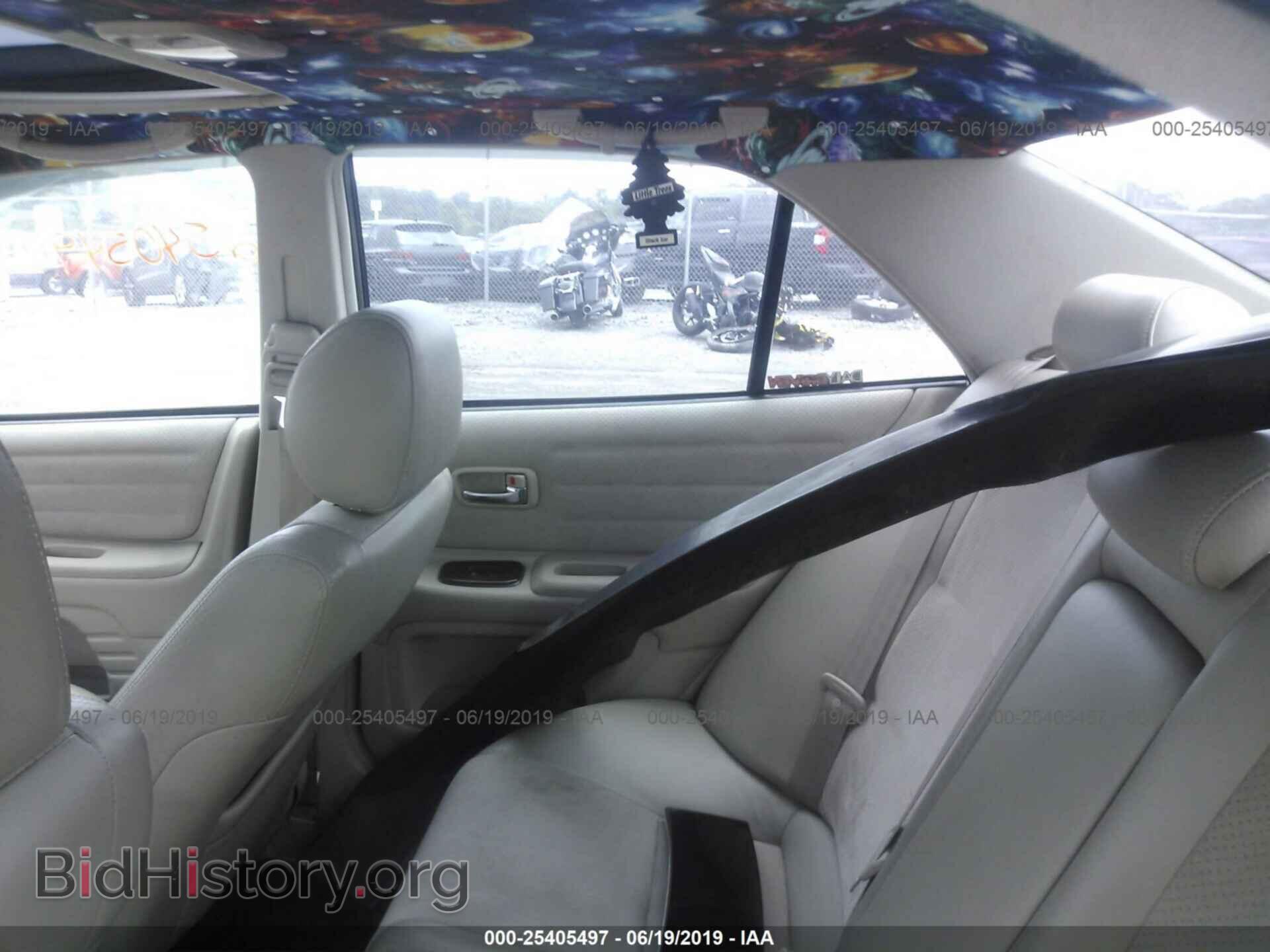 2001 LEXUS IS - VIN: JTHBD182110008813 - Photo 8