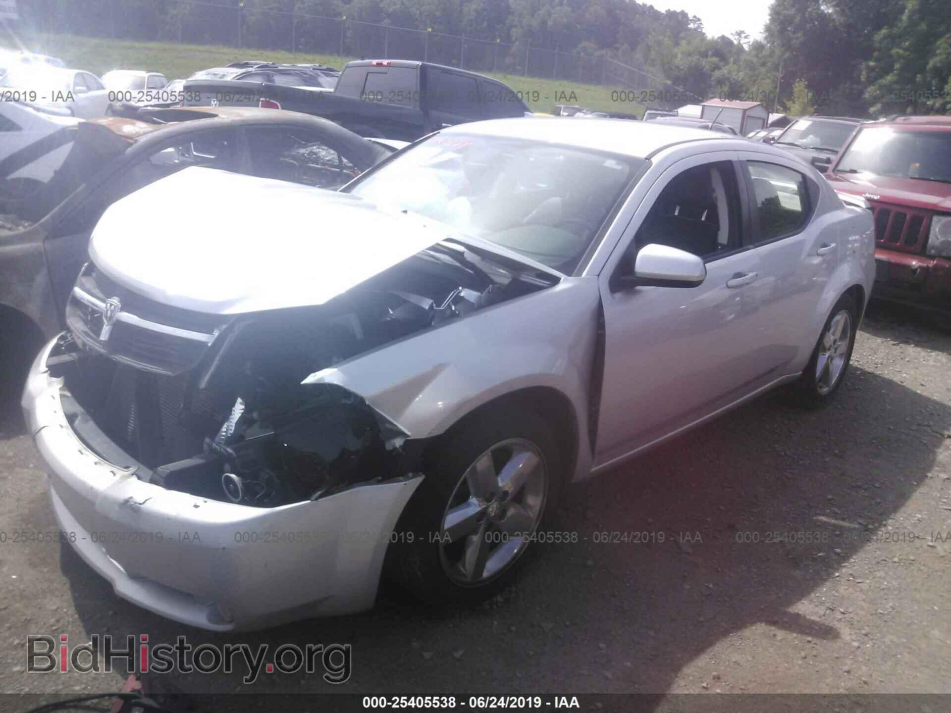 2010 DODGE AVENGER - VIN: 1B3CC5FV2AN122918 - Фото 2