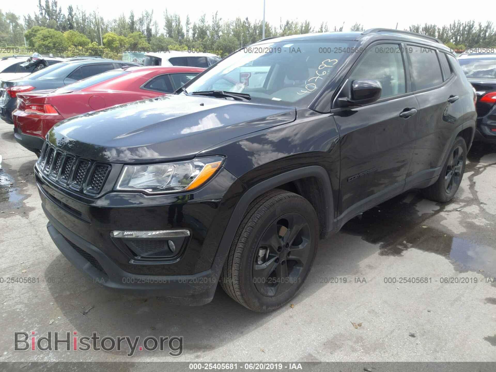 2018 JEEP COMPASS - VIN: 3C4NJCBB9JT407693 - Фото 2