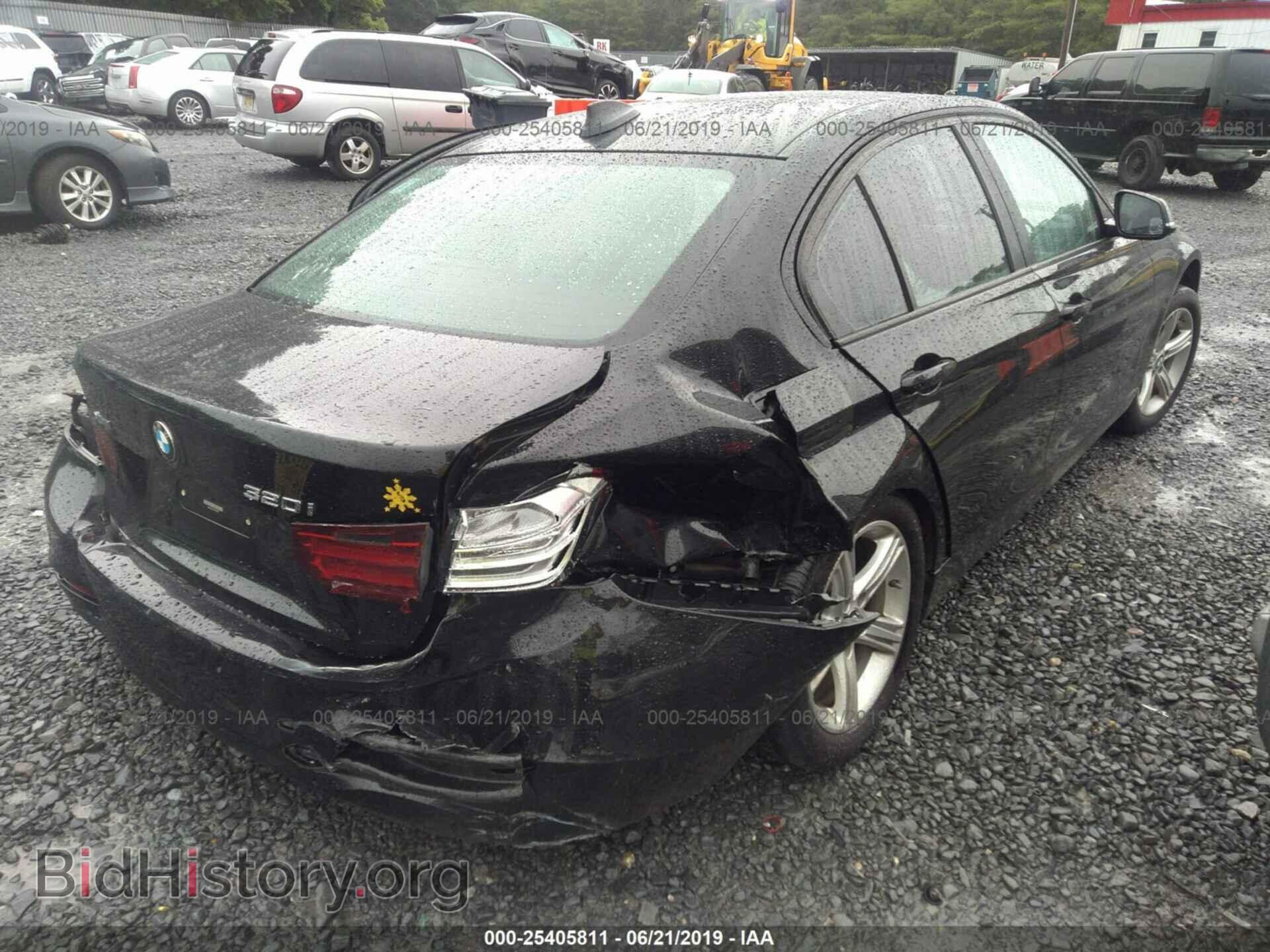 2013 BMW 320 - VIN: WBA3C3C55DF982492 - Фото 4