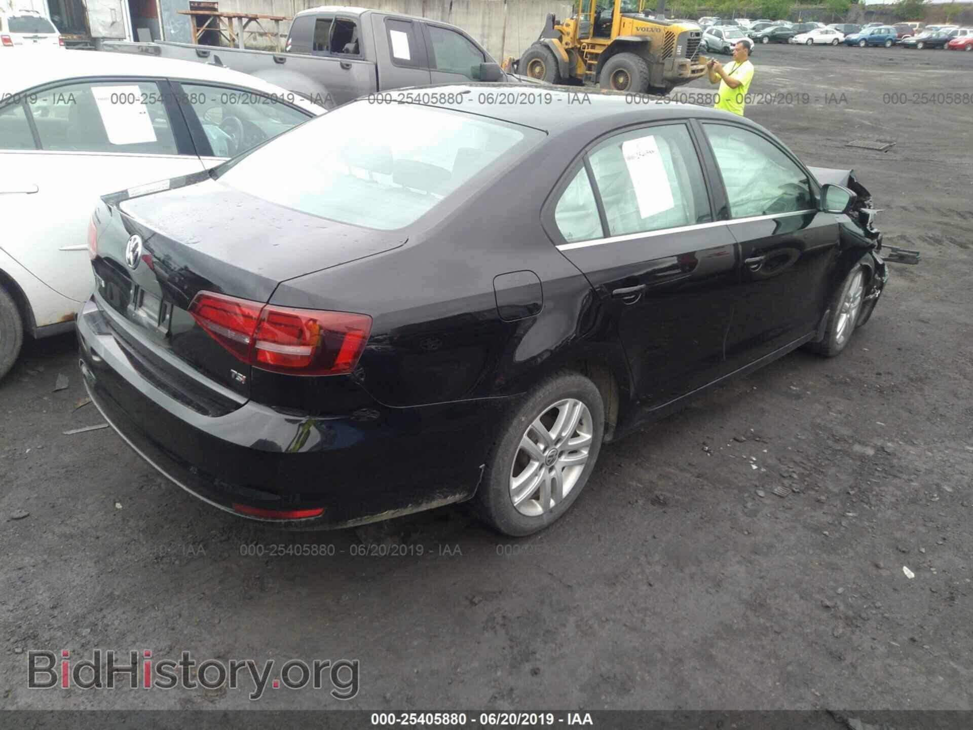 2017 VOLKSWAGEN JETTA - VIN: 3VW2B7AJ2HM244967 - Фото 4