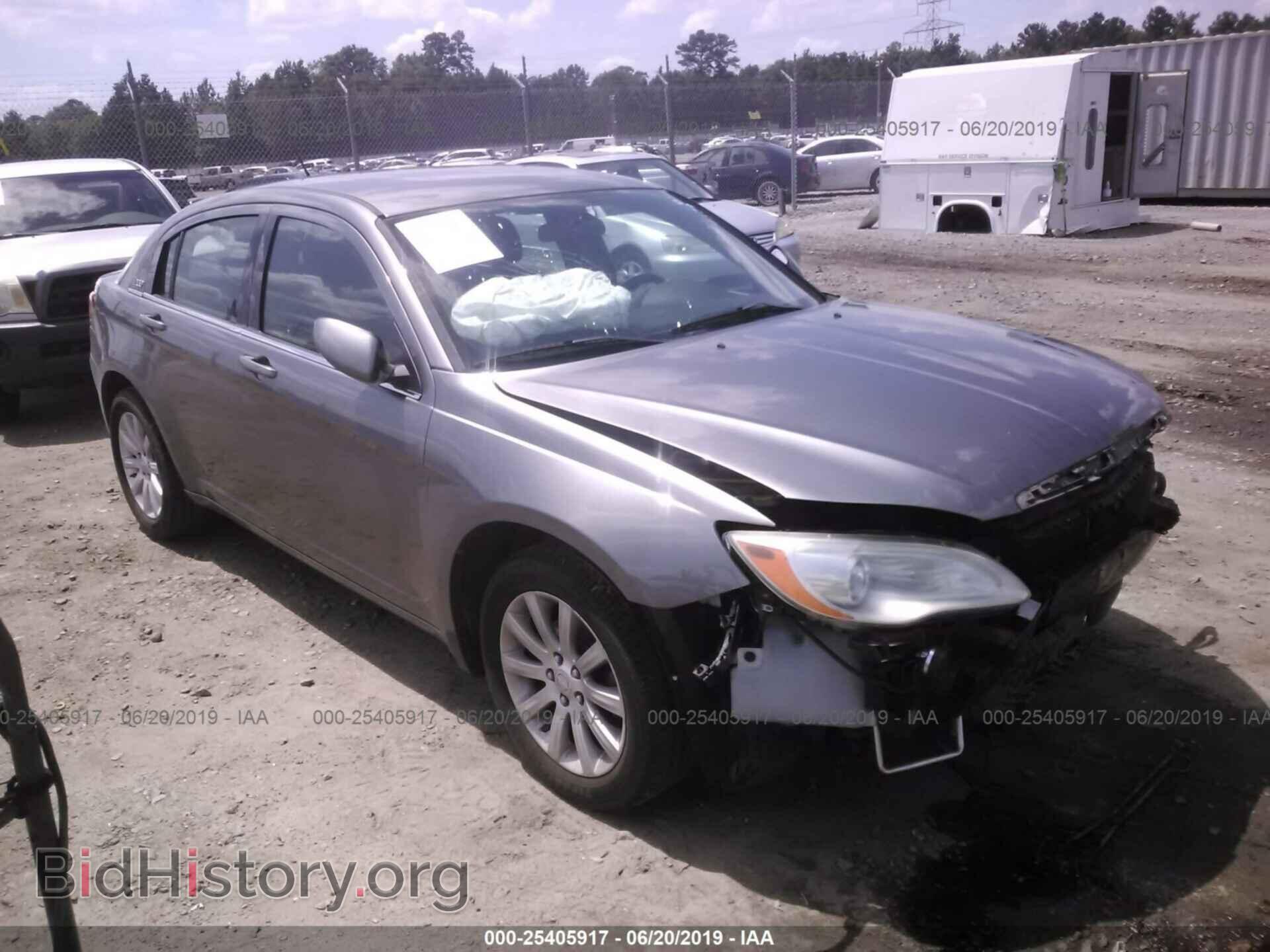 Photo 1C3CCBBB0DN559379 - CHRYSLER 200 2013