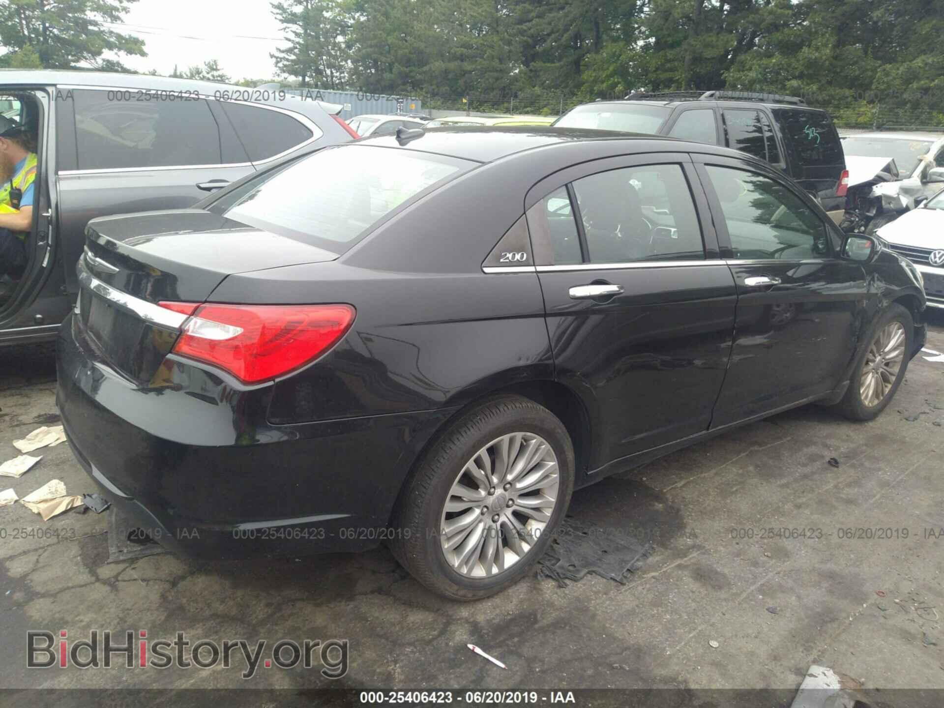 2011 CHRYSLER 200 - VIN: 1C3BC2FG1BN618227 - Фото 4
