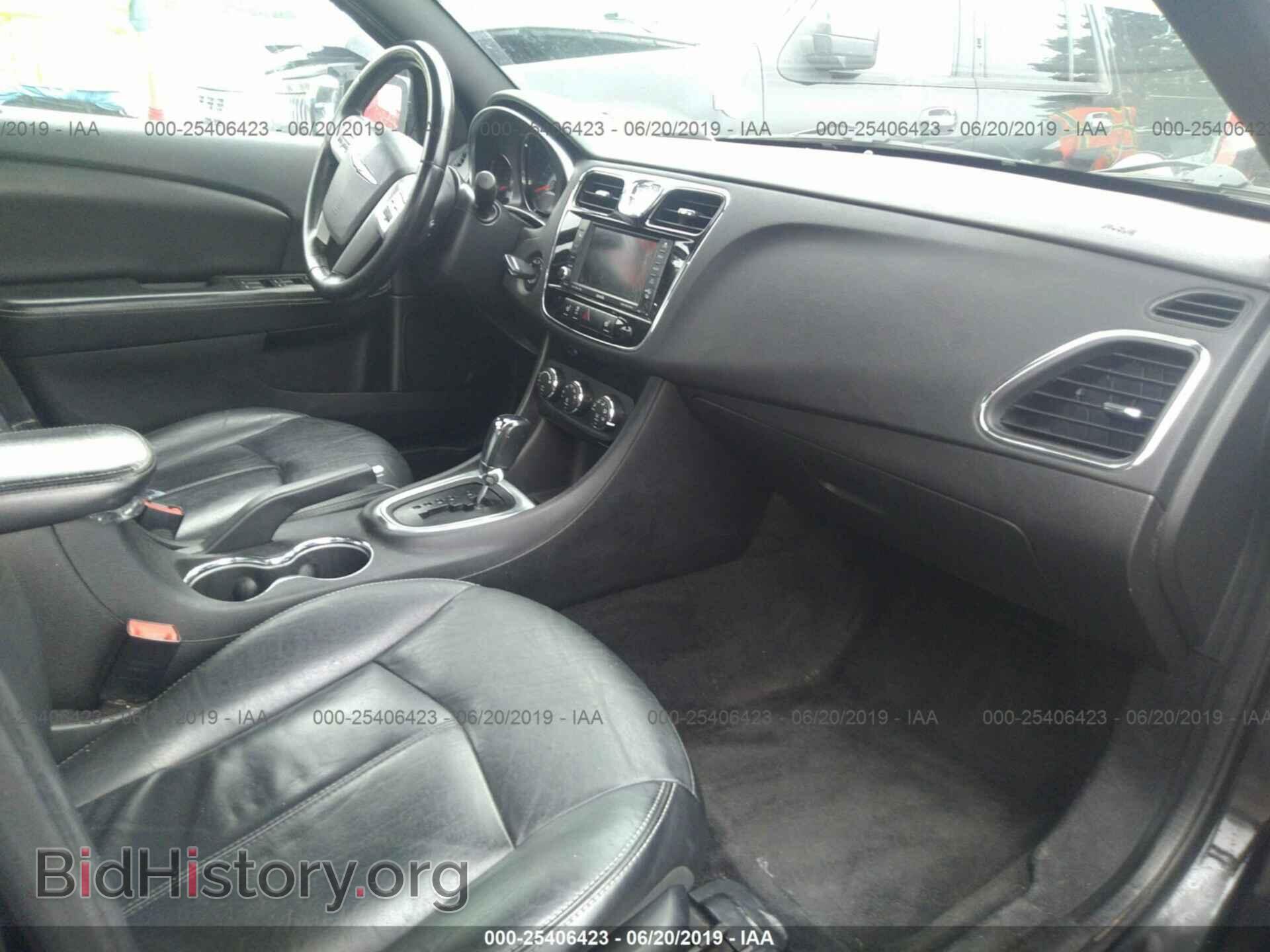 2011 CHRYSLER 200 - VIN: 1C3BC2FG1BN618227 - Фото 5