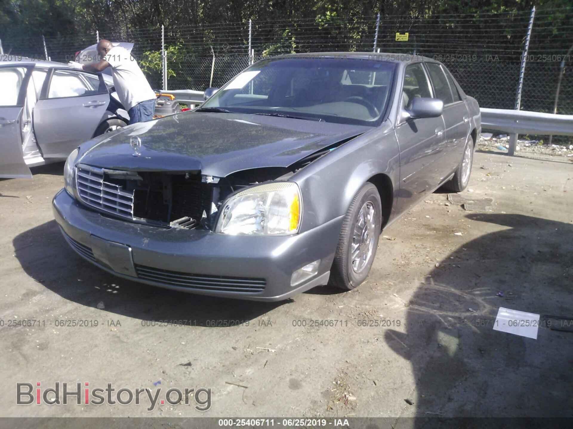 2004 CADILLAC DEVILLE - VIN: 1G6KD54Y04U129965 - Photo 2