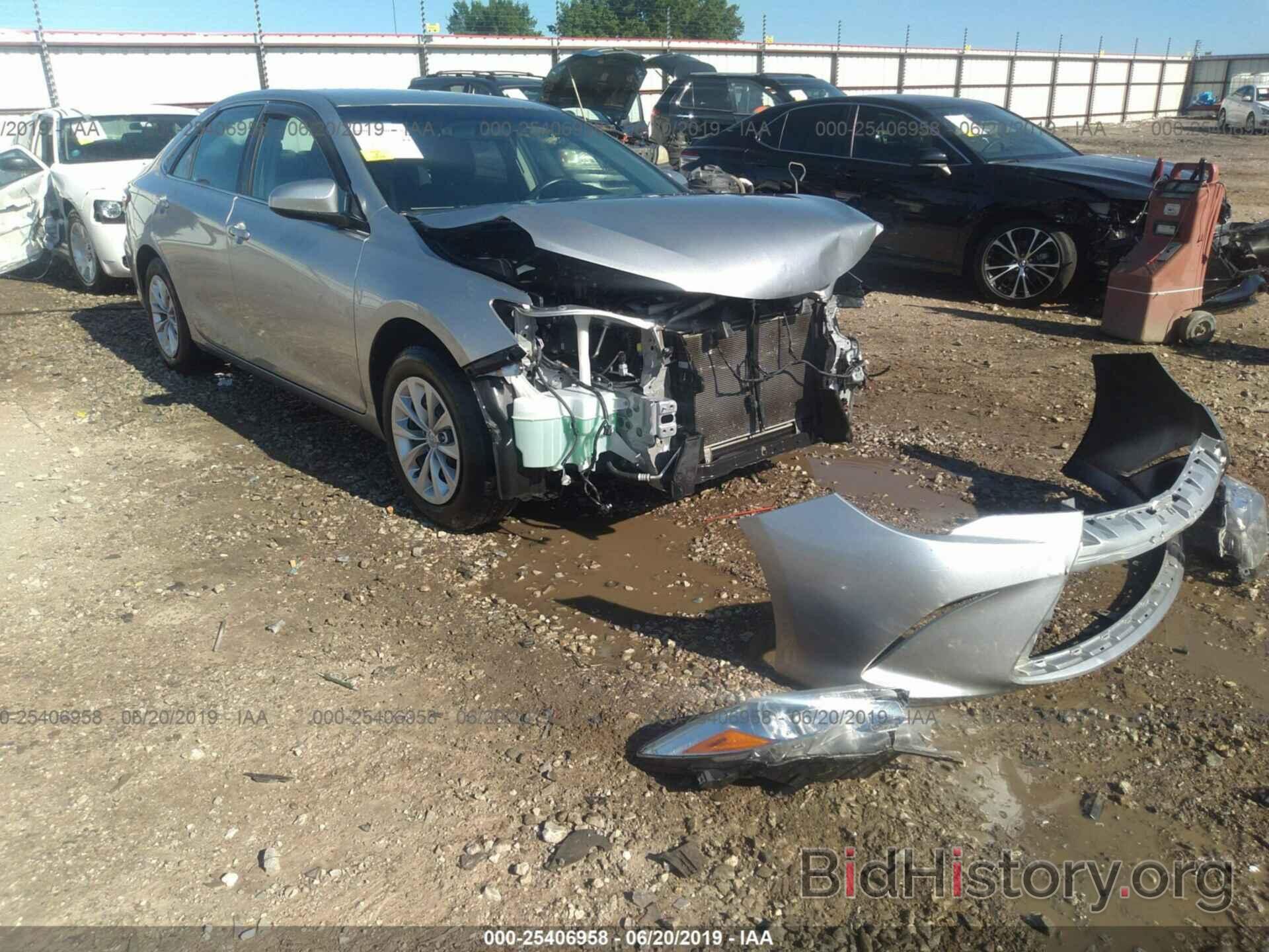 Photo 4T4BF1FK3FR465638 - TOYOTA CAMRY 2015