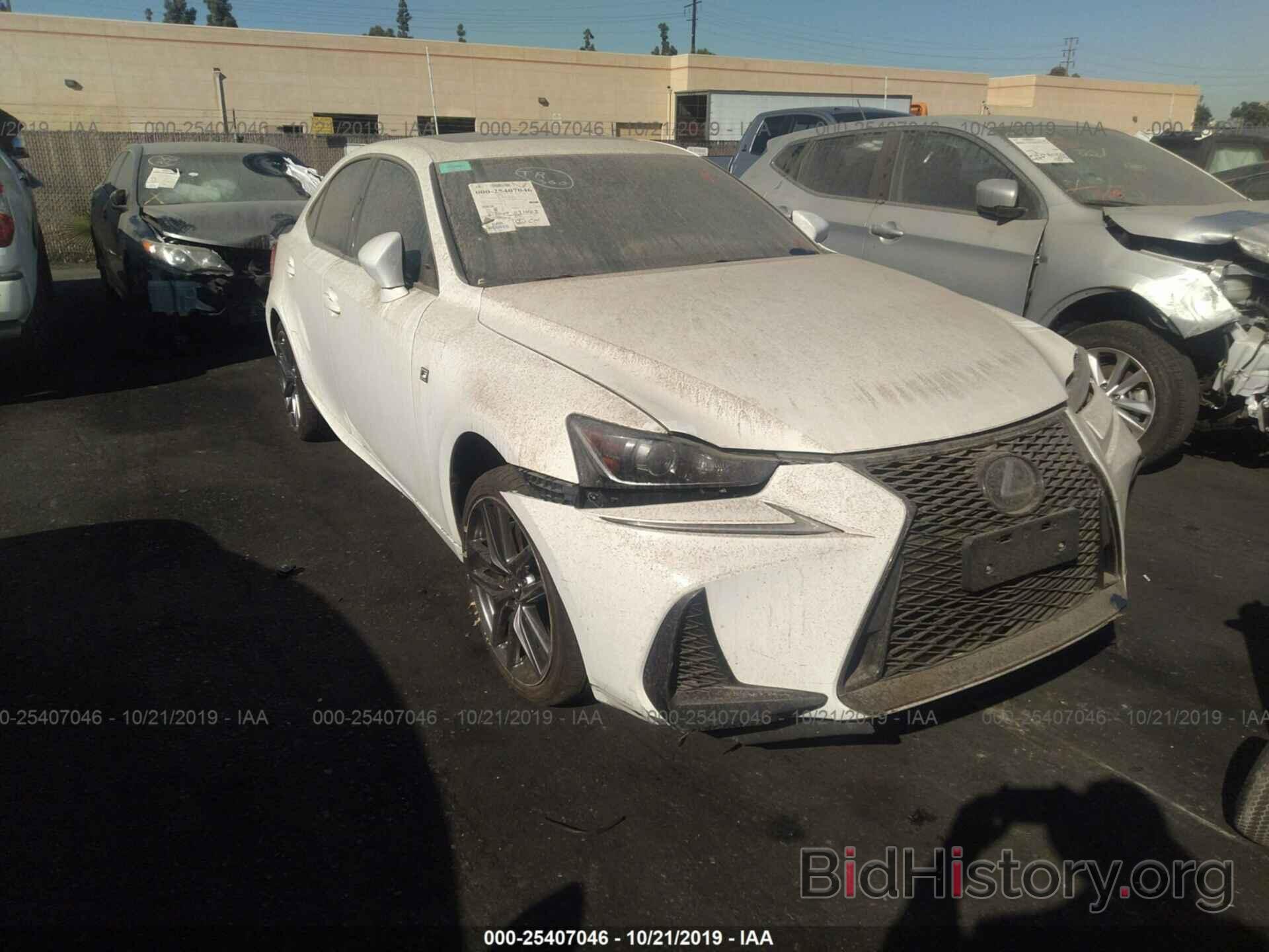 Фотография JTHBA1D29H5048617 - LEXUS IS 2017