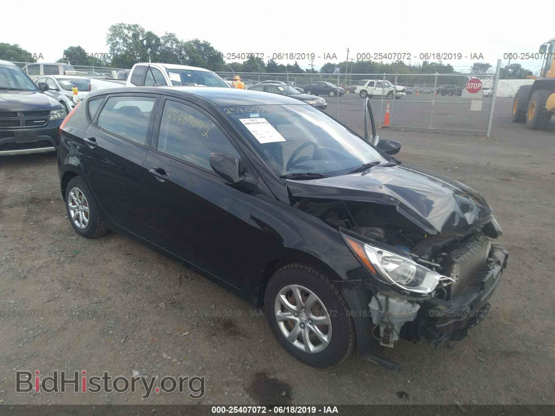 Фотография KMHCT5AEXDU080204 - HYUNDAI ACCENT 2013
