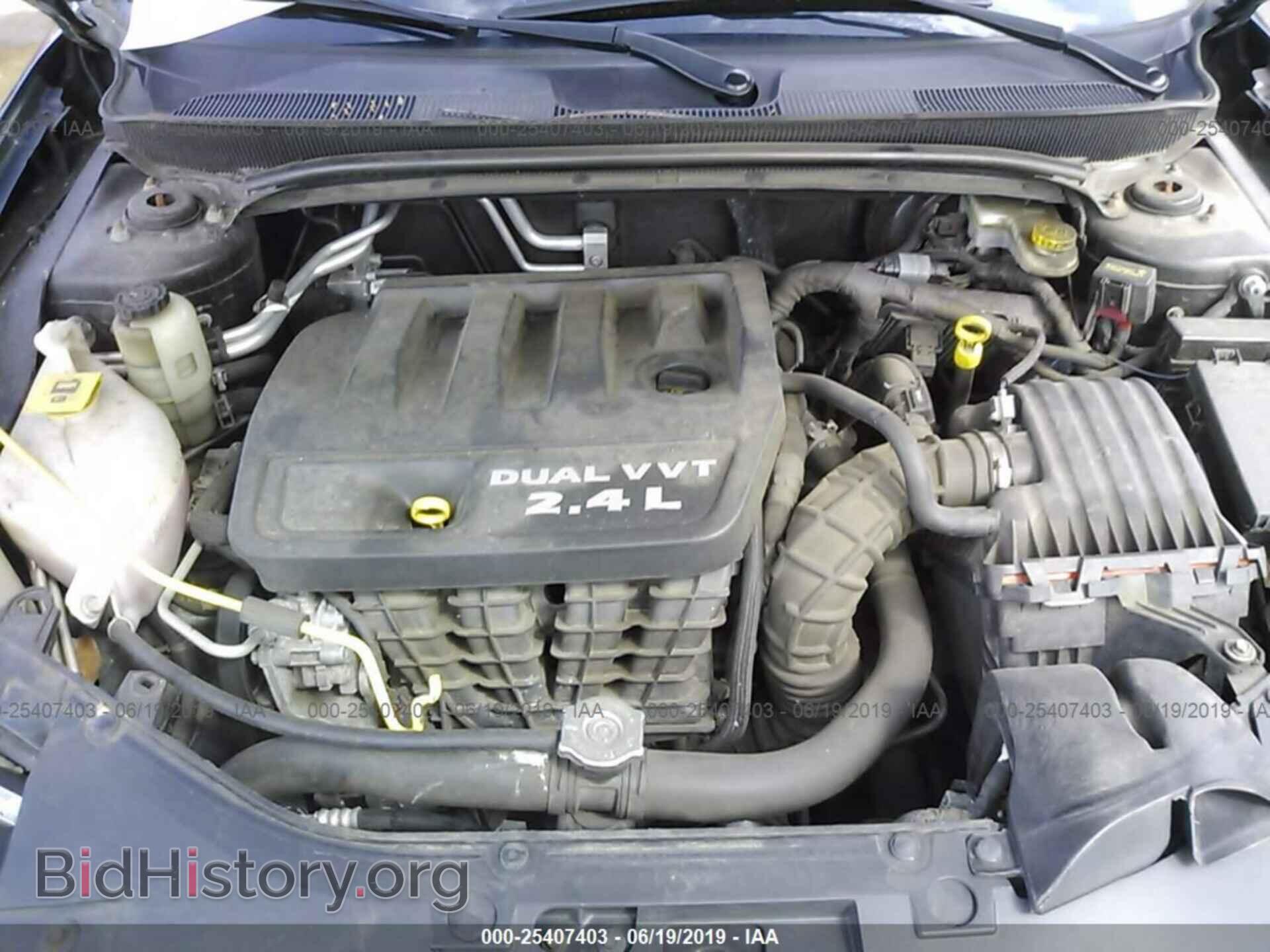 2014 CHRYSLER 200 - VIN: 1C3CCBBB2EN159373 - Фото 10