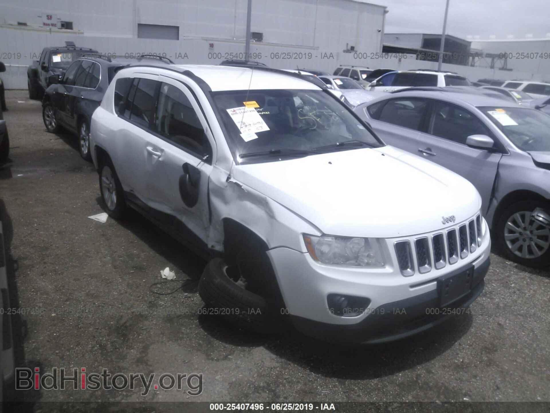 Photo 1C4NJDBB3CD582777 - JEEP COMPASS 2012