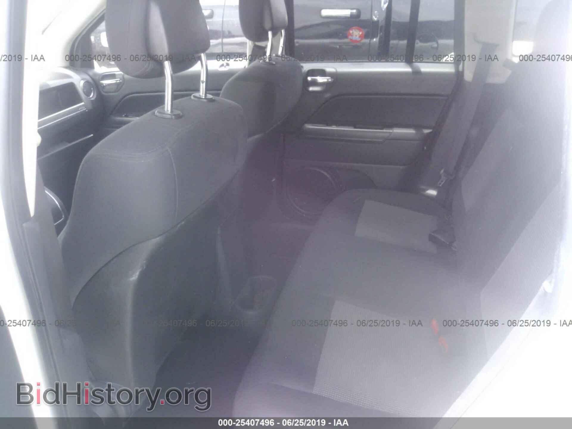 2012 JEEP COMPASS - VIN: 1C4NJDBB3CD582777 - Photo 8
