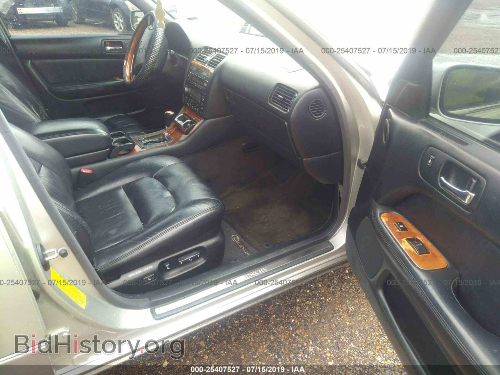 2000 LEXUS LS - VIN: JT8BH28FXY0180443 - Photo 5