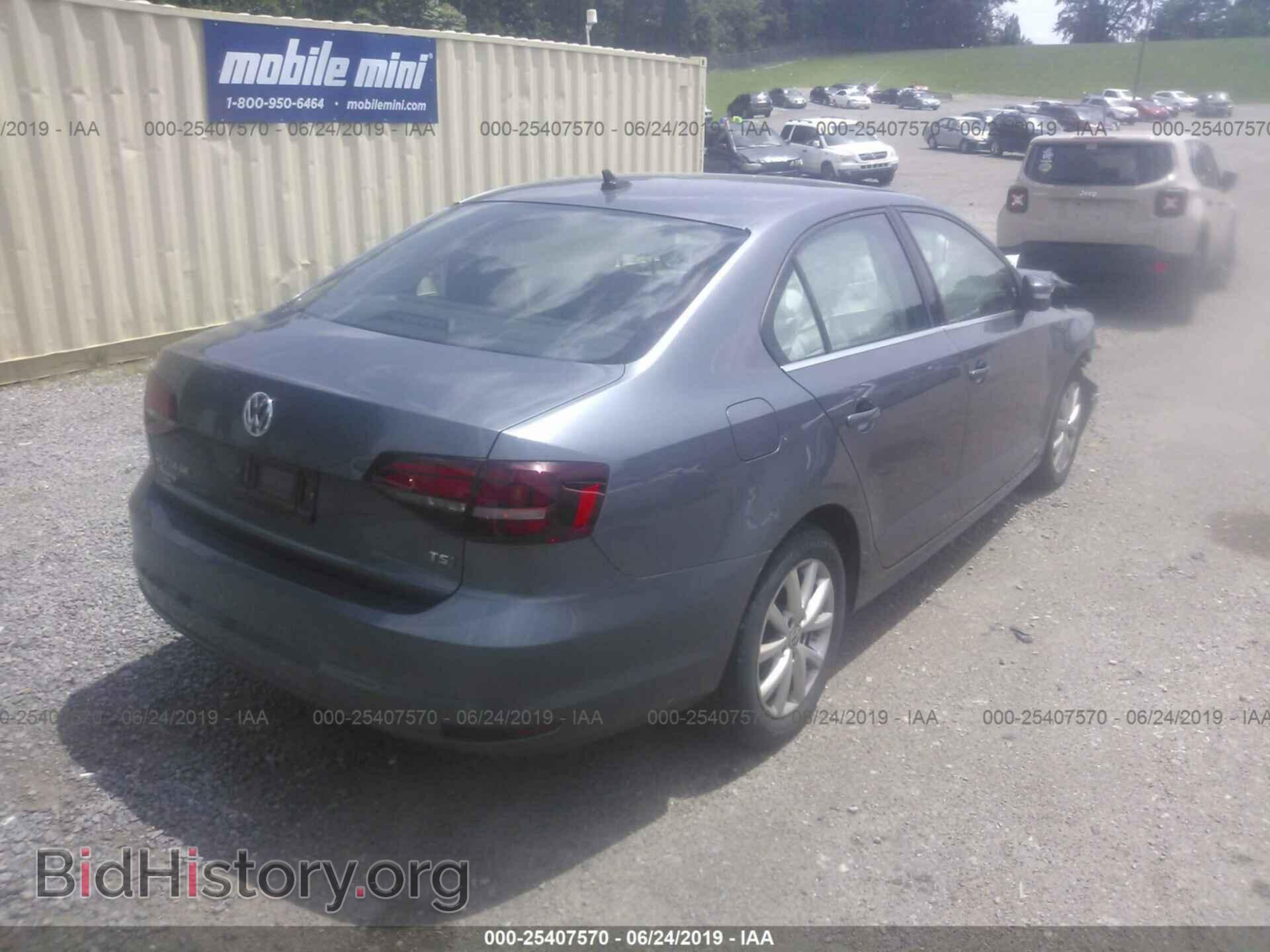 2017 VOLKSWAGEN JETTA - VIN: 3VWDB7AJ9HM343701 - Фото 4