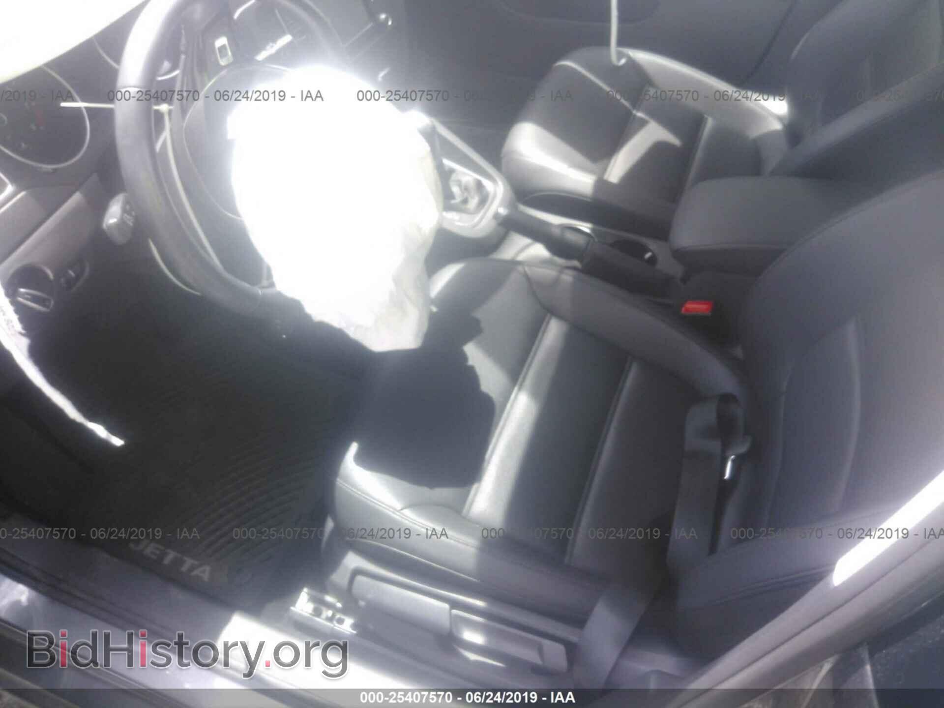 2017 VOLKSWAGEN JETTA - VIN: 3VWDB7AJ9HM343701 - Фото 5