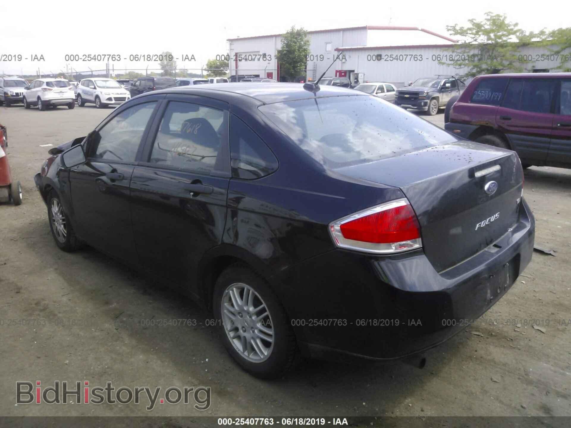 2011 FORD FOCUS - VIN: 1FAHP3FN2BW116907 - Фото 3