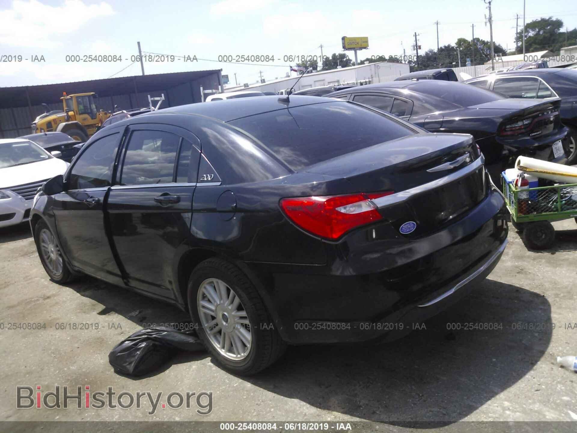 2012 CHRYSLER 200 - VIN: 1C3CCBABXCN145008 - Фото 3