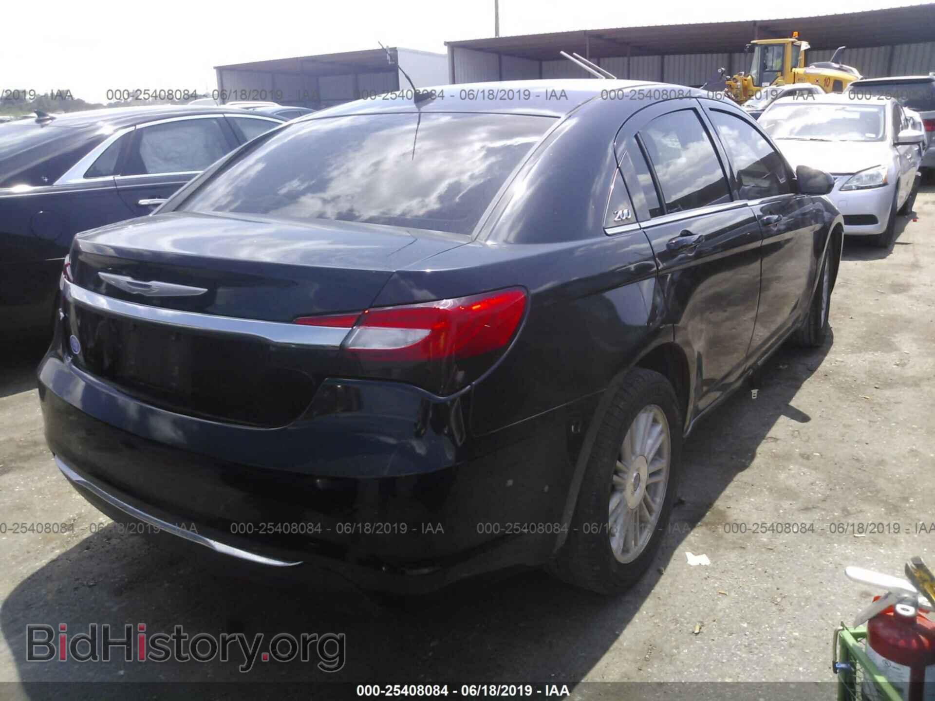 2012 CHRYSLER 200 - VIN: 1C3CCBABXCN145008 - Фото 4