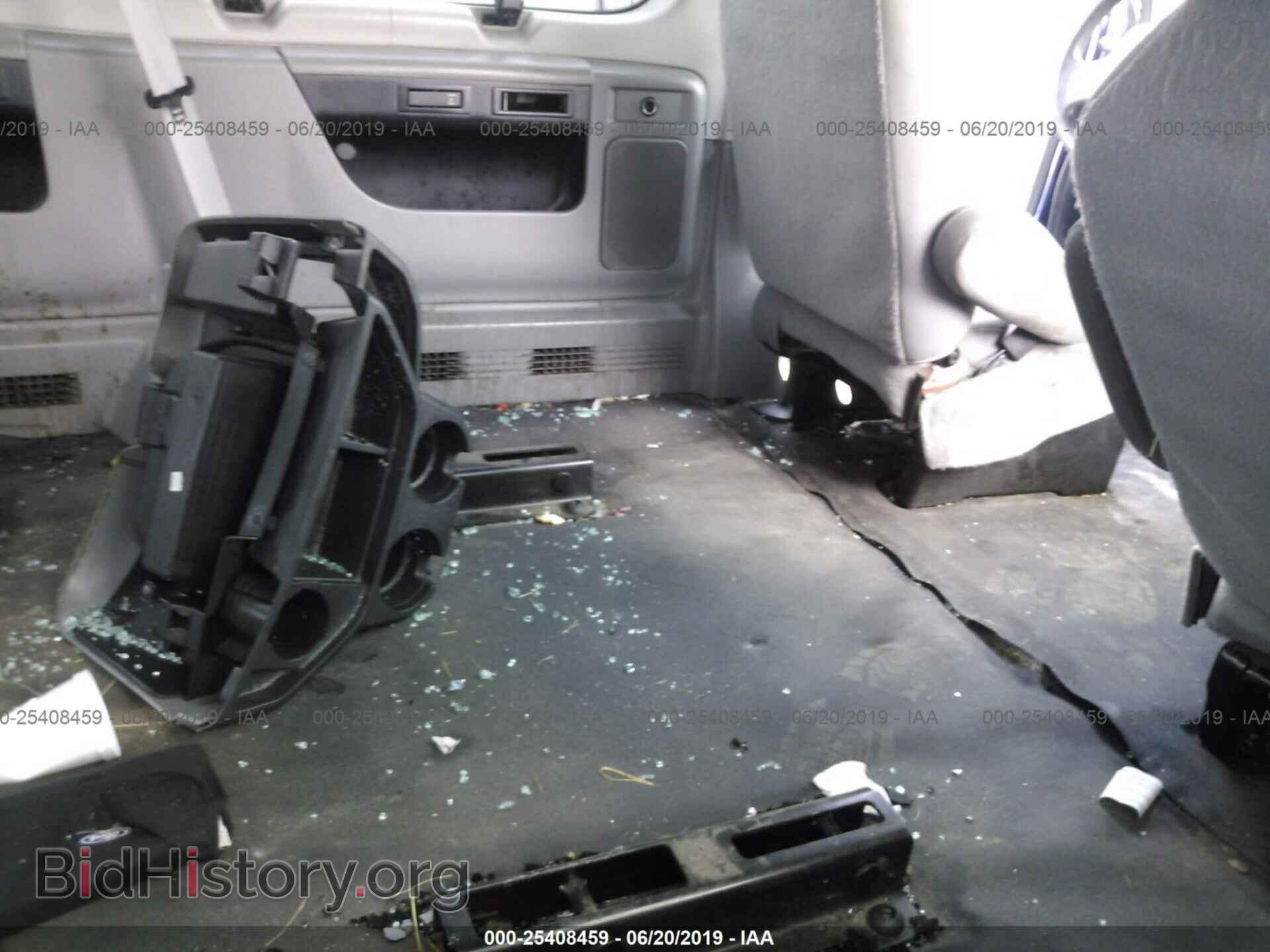 2011 FORD ECONOLINE - VIN: 1FBSS3BL3BDB39146 - Фото 8