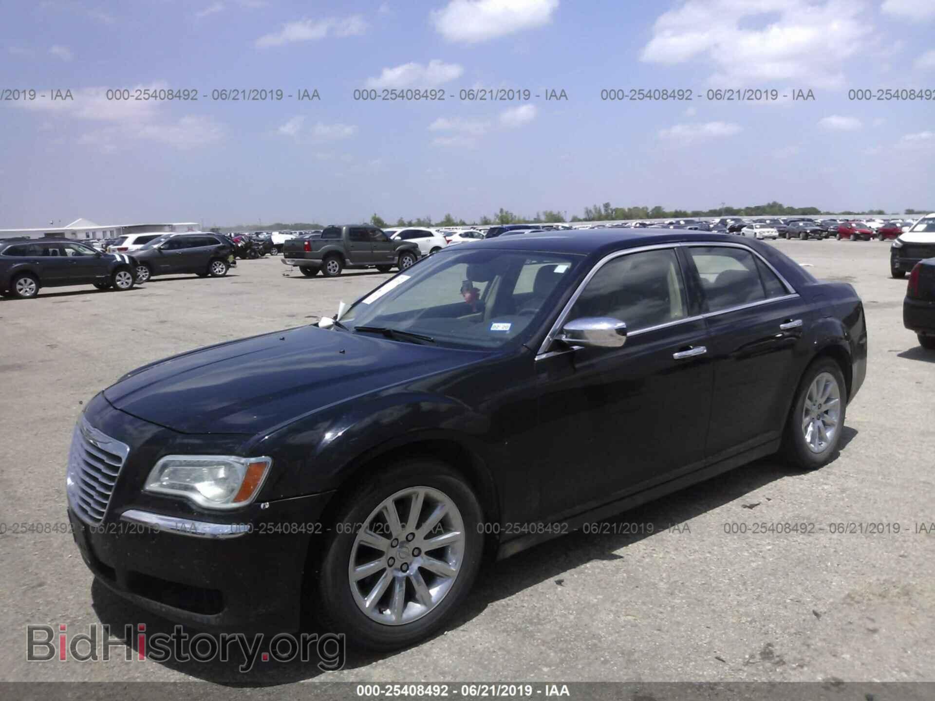2012 CHRYSLER 300 - VIN: 2C3CCACGXCH166386 - Фото 2