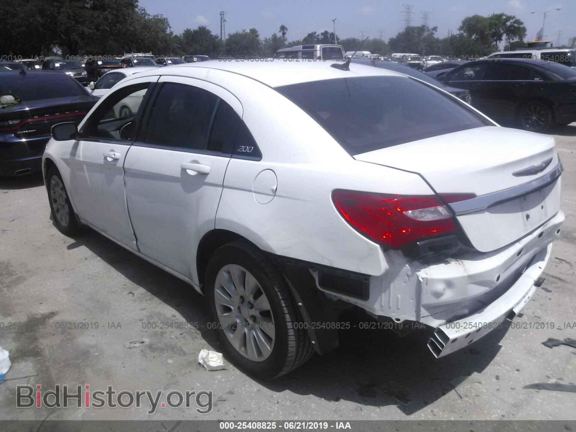 2011 CHRYSLER 200 - VIN: 1C3BC4FB1BN580529 - Фото 3