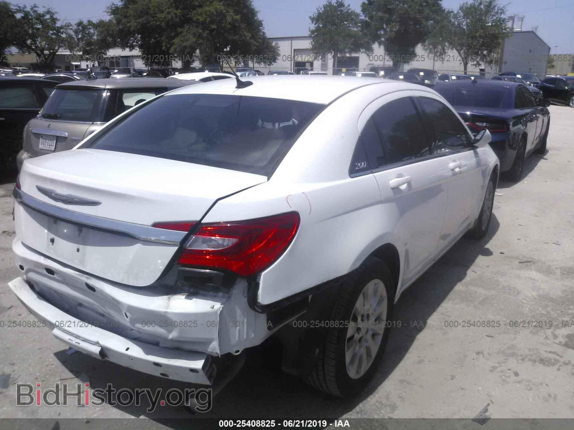 2011 CHRYSLER 200 - VIN: 1C3BC4FB1BN580529 - Фото 4