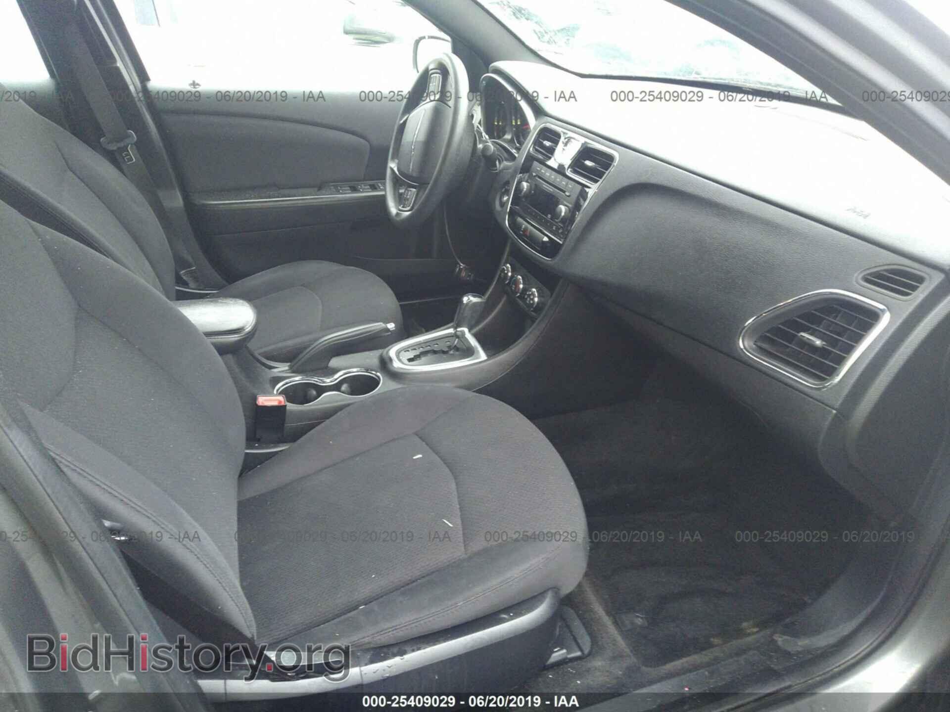 2012 CHRYSLER 200 - VIN: 1C3CCBAB4CN248666 - Фото 5