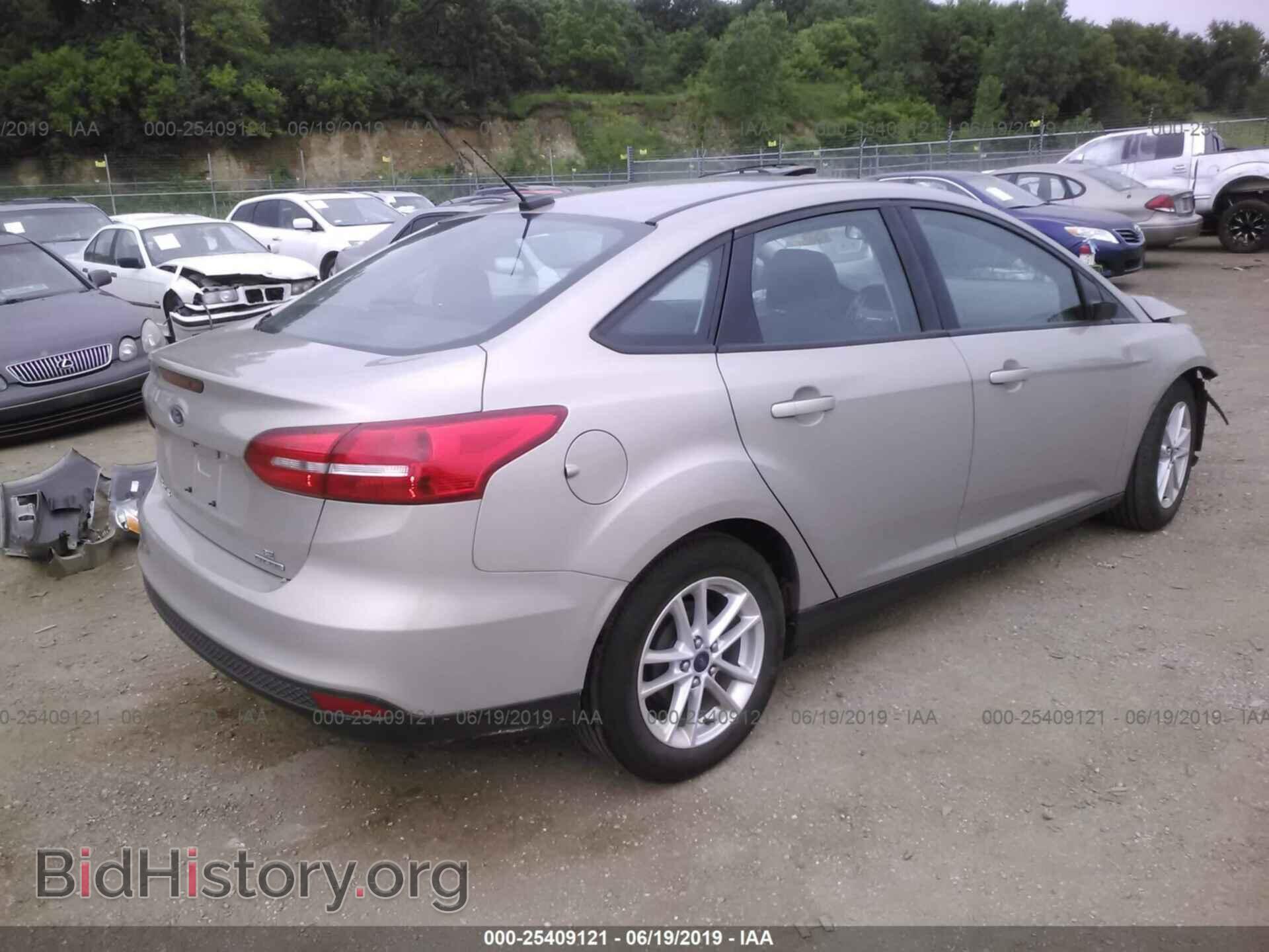 2016 FORD FOCUS - VIN: 1FADP3F22GL242813 - Photo 4