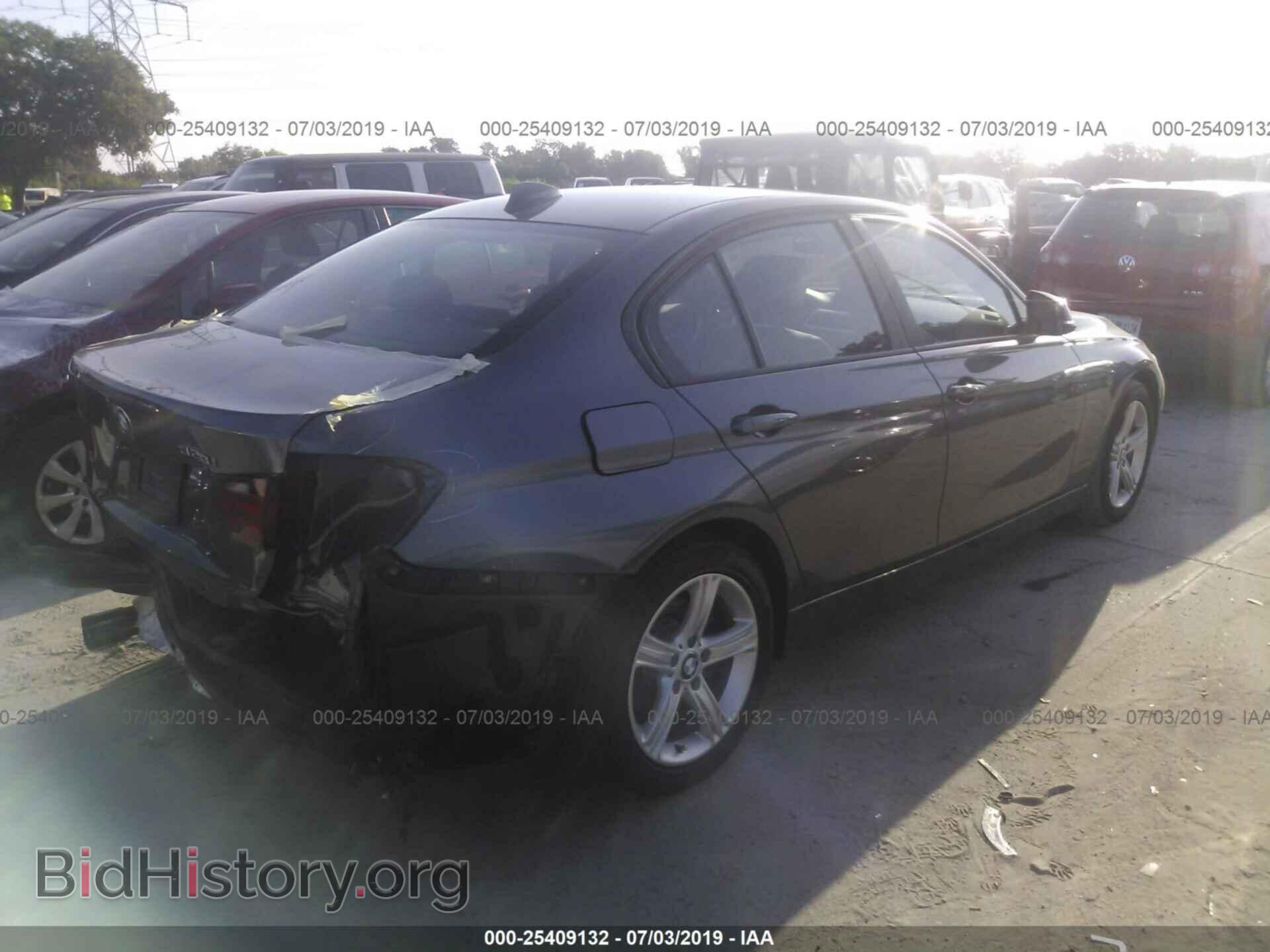 2012 BMW 328 - VIN: WBA3A5C56CF259573 - Фото 4