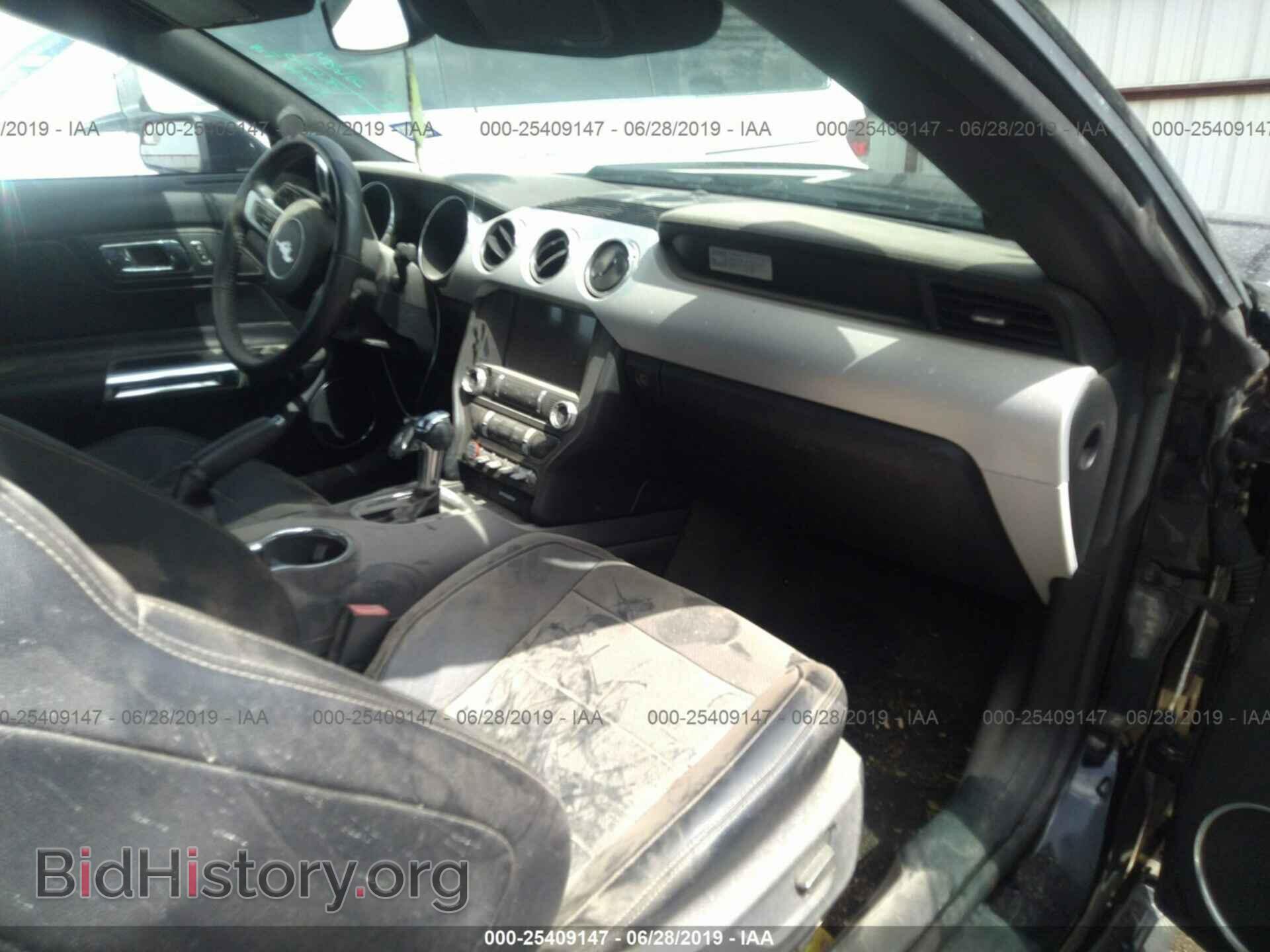 2016 FORD MUSTANG - VIN: 1FATP8UH8G5216804 - Фото 5
