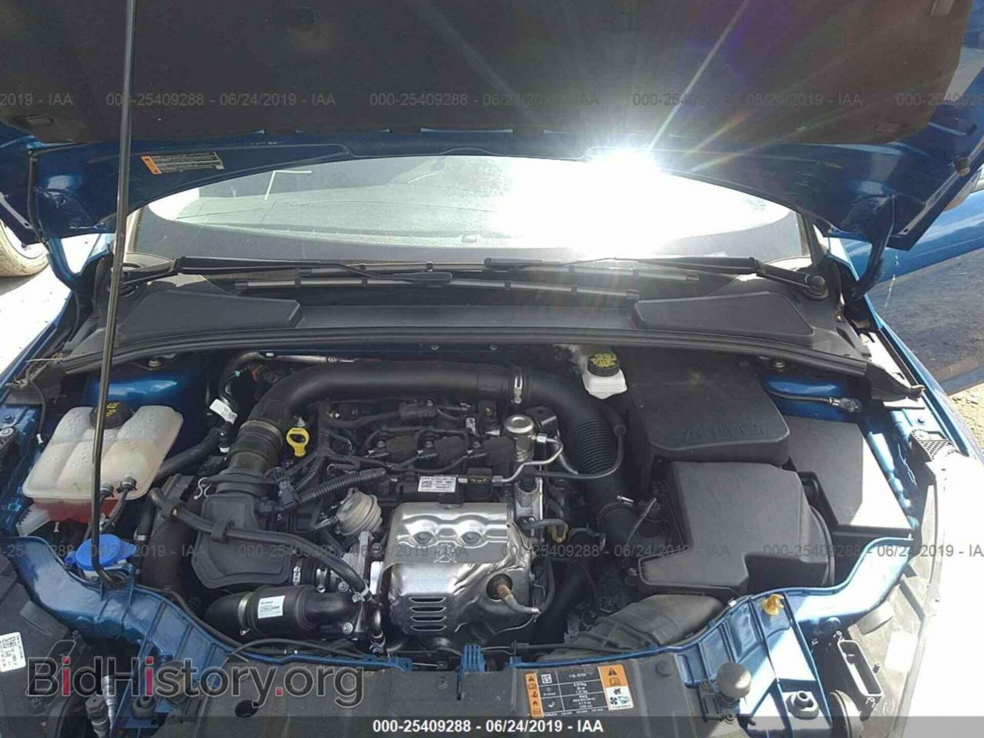 2018 FORD FOCUS - VIN: 1FADP3FE2JL210204 - Фото 10