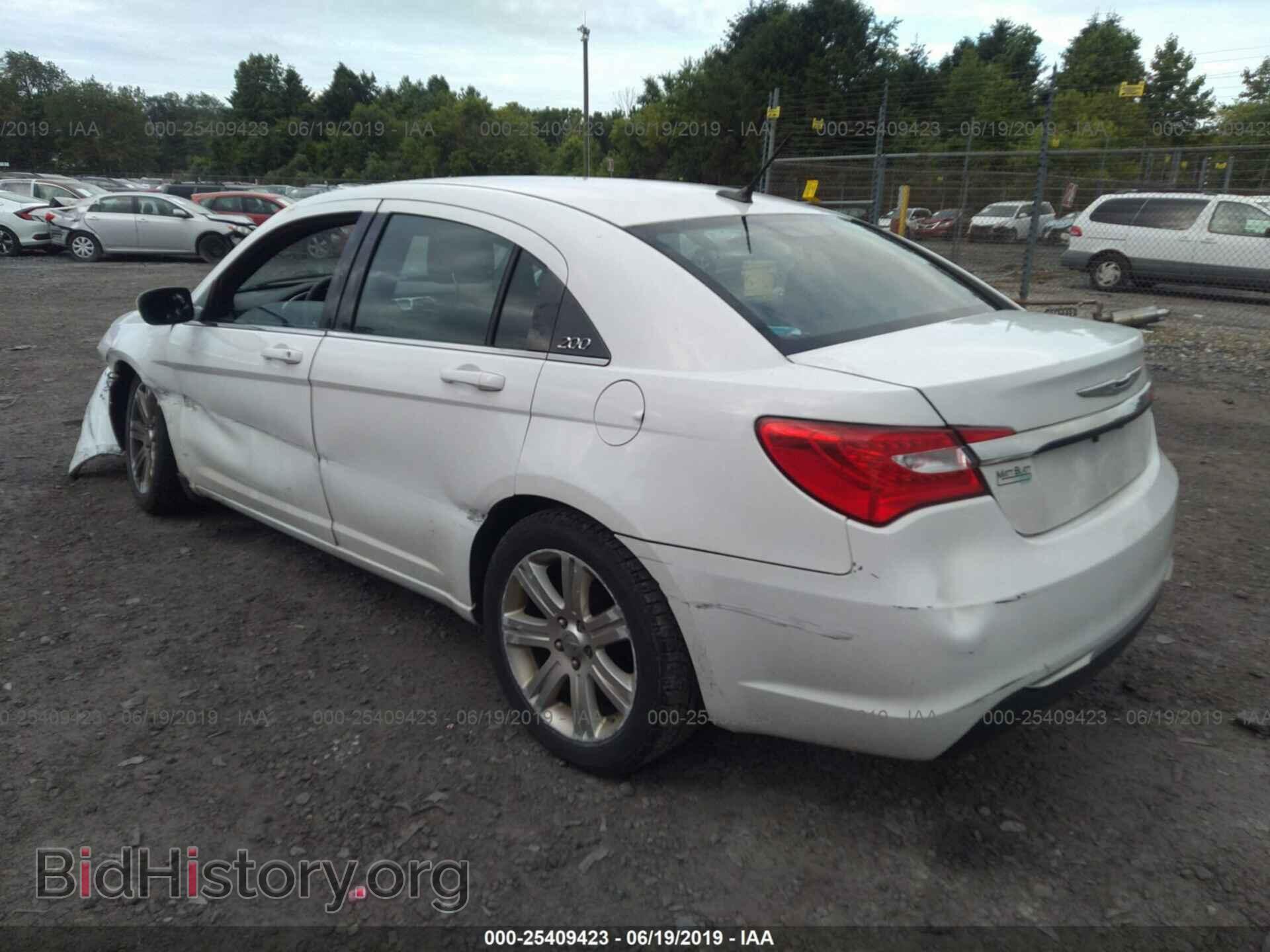 2013 CHRYSLER 200 - VIN: 1C3CCBAB6DN698627 - Фото 3