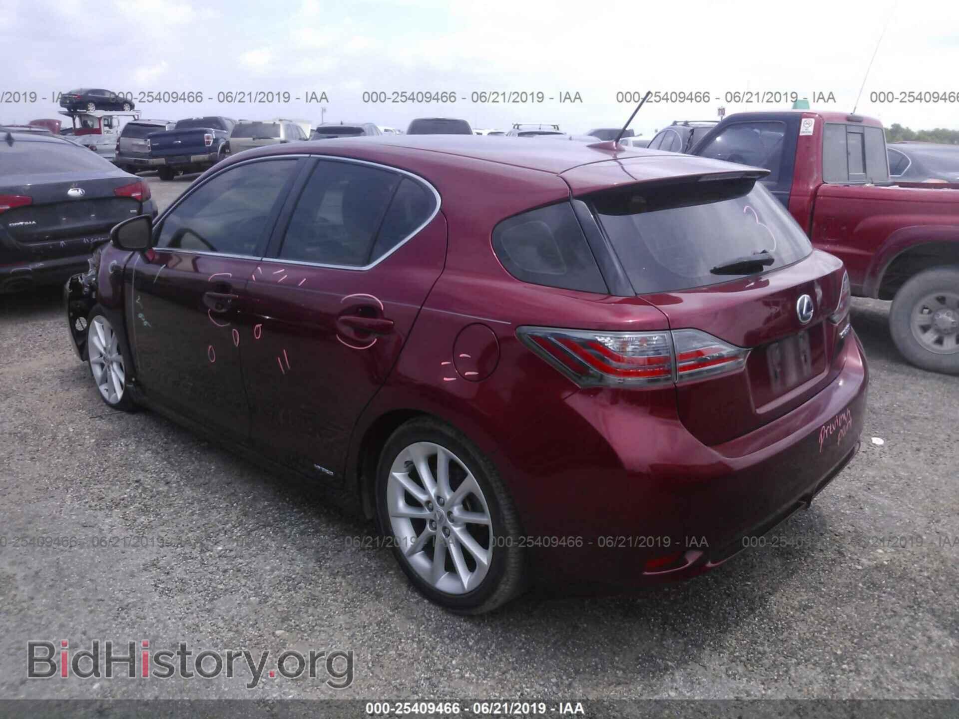 2011 LEXUS CT - VIN: JTHKD5BH8B2042788 - Фото 3