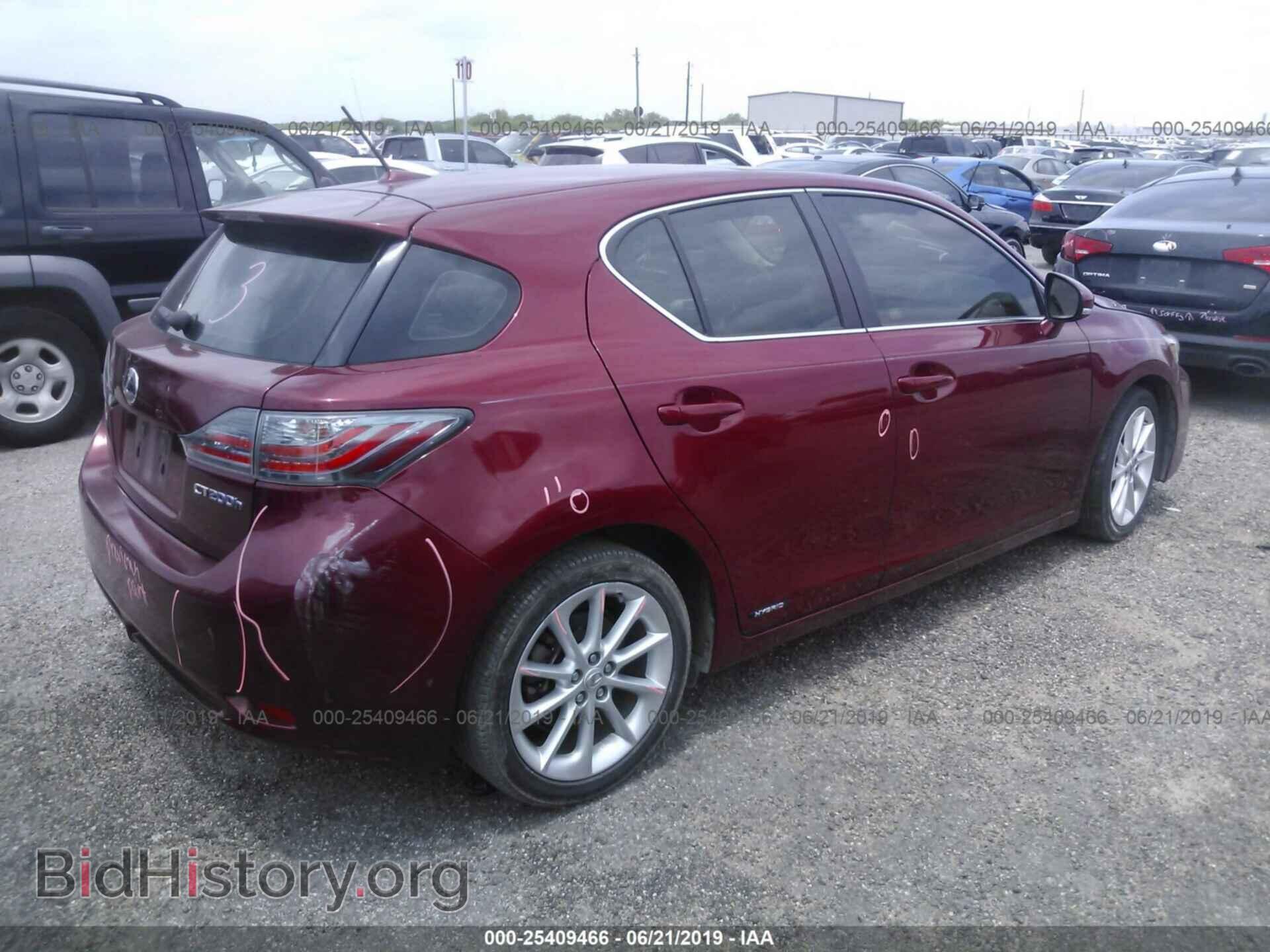 2011 LEXUS CT - VIN: JTHKD5BH8B2042788 - Фото 4