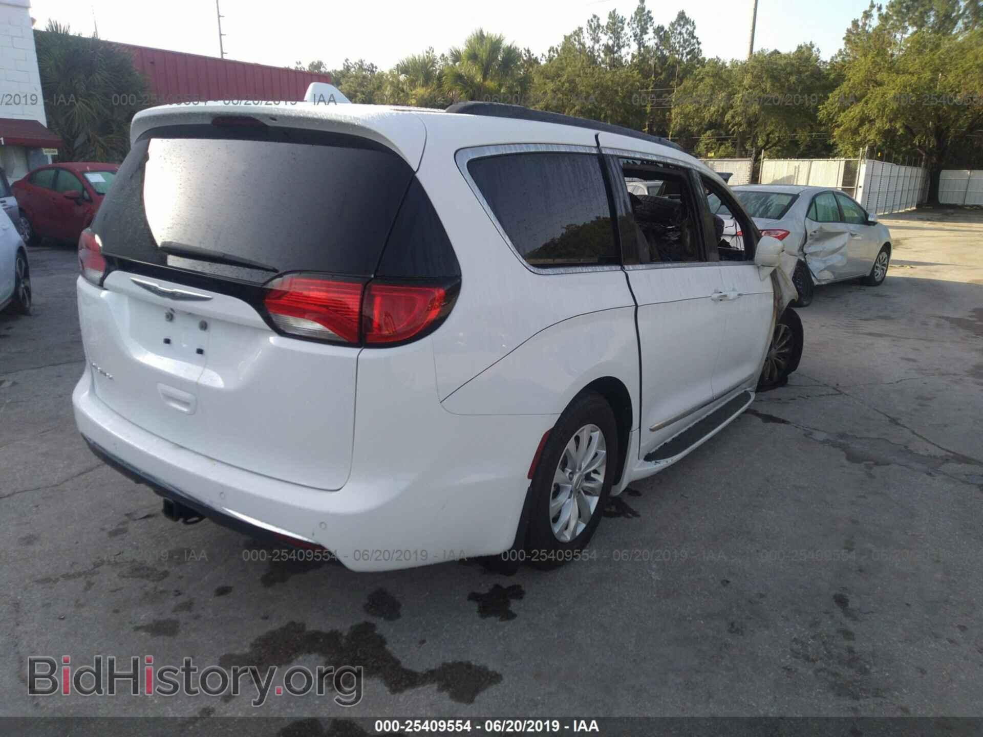 2017 CHRYSLER PACIFICA - VIN: 2C4RC1BG9HR638408 - Фото 4