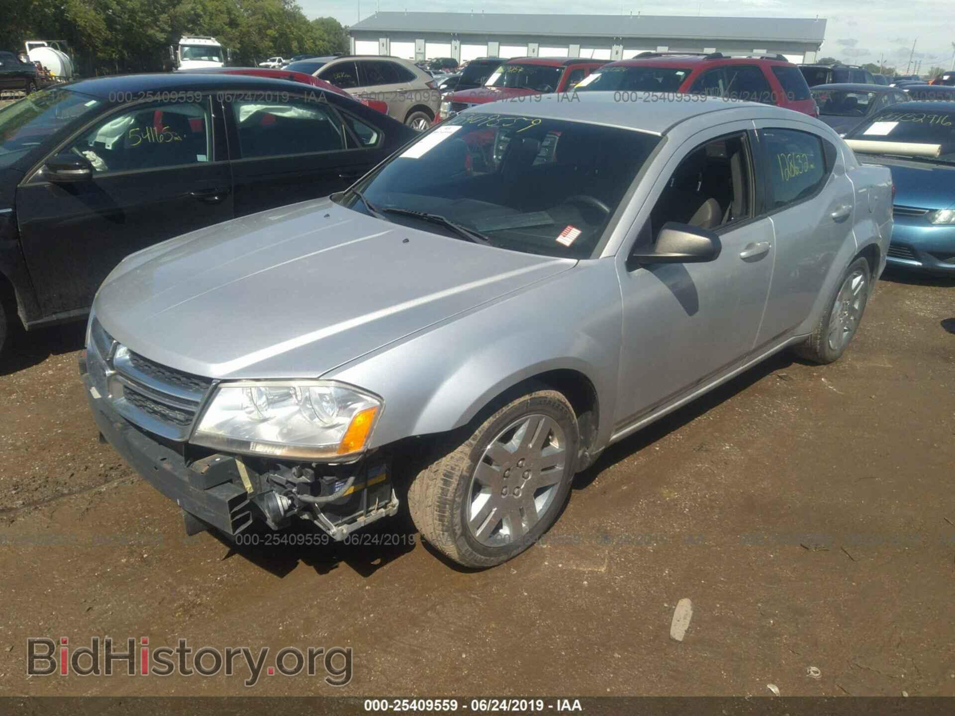 2011 DODGE AVENGER - VIN: 1B3BD4FB9BN541777 - Фото 2