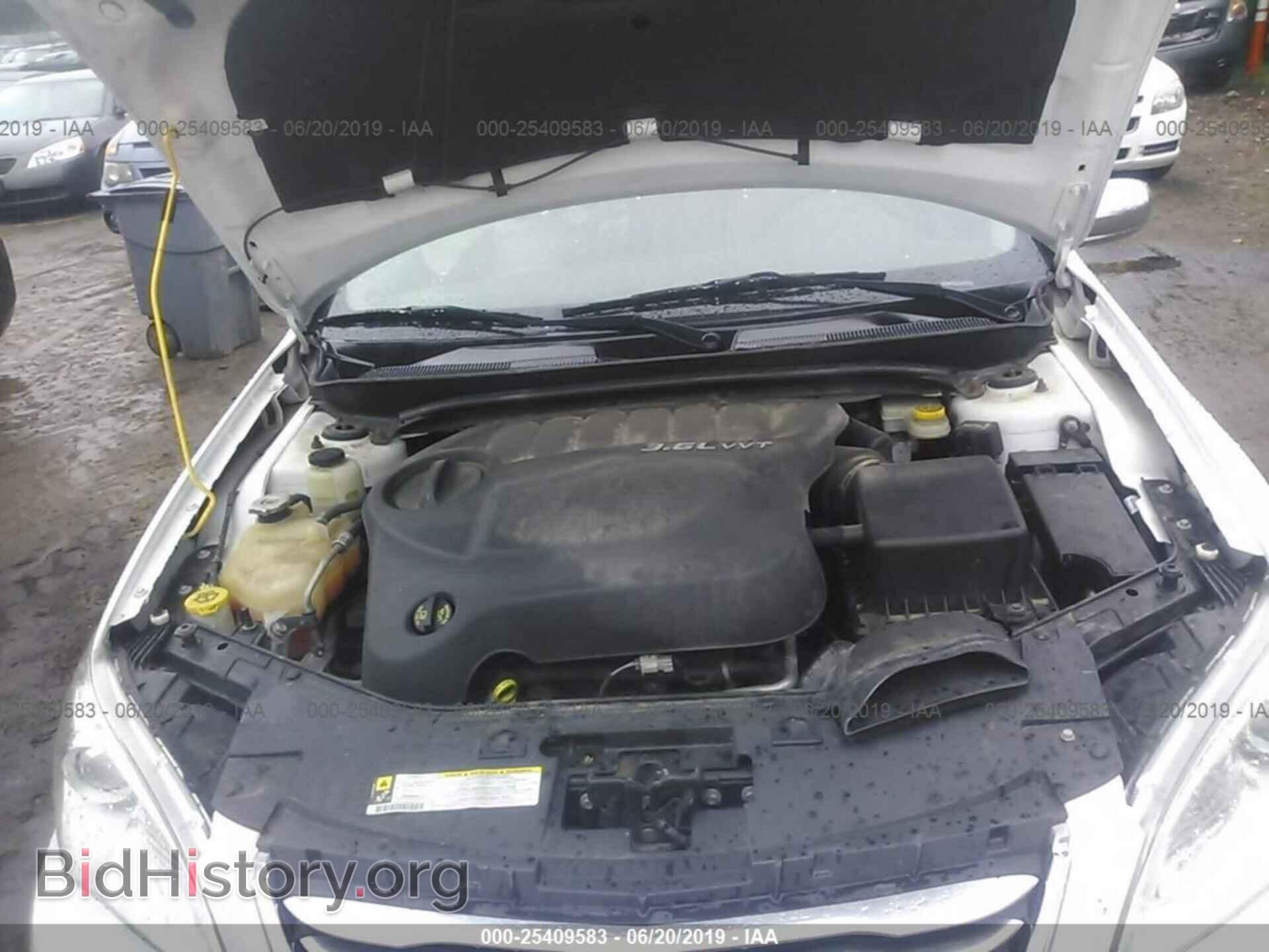 2013 CHRYSLER 200 - VIN: 1C3CCBCG1DN505048 - Фото 10