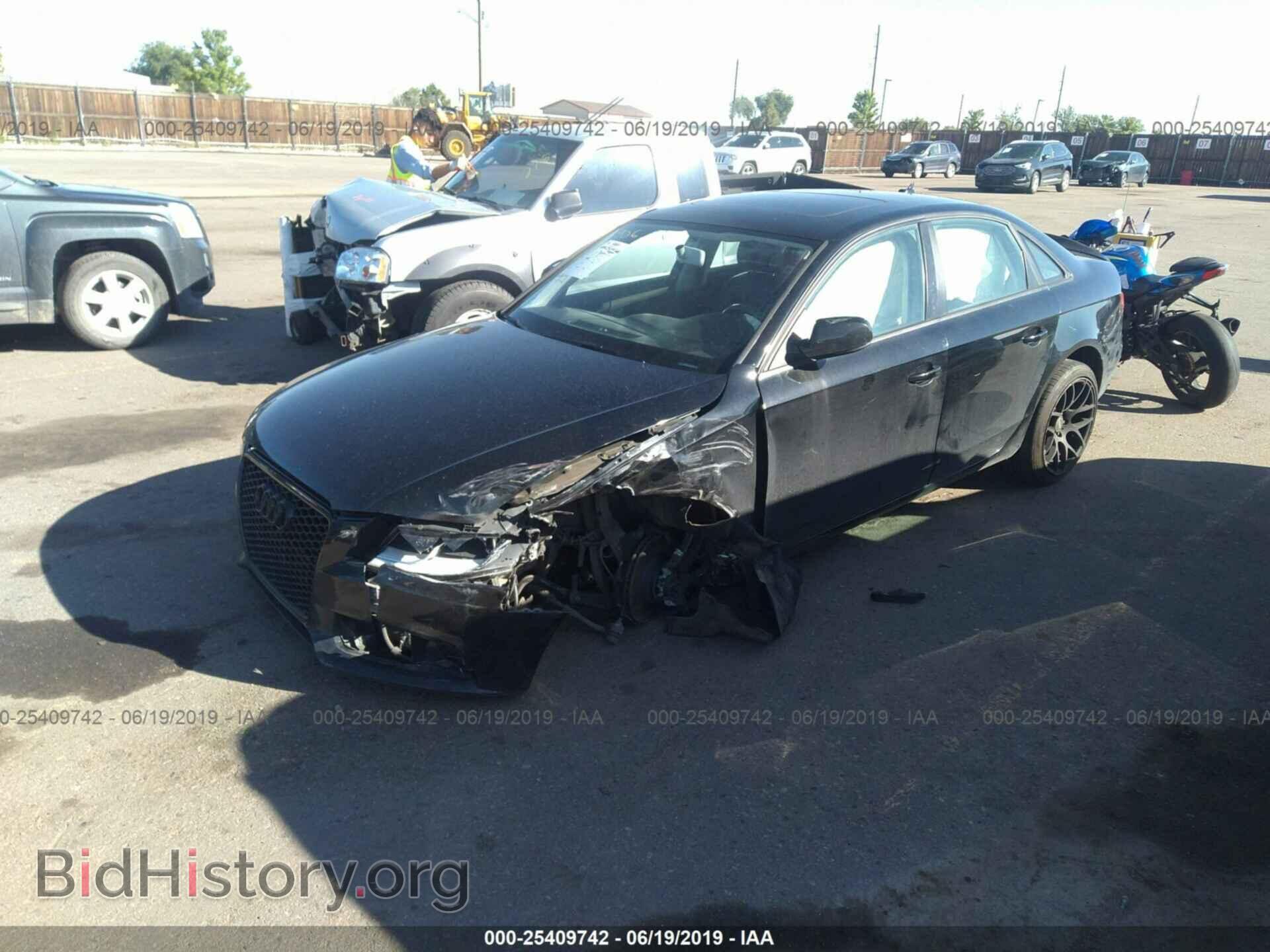 2010 AUDI A4 - VIN: WAUBFAFLXAN060366 - Фото 2